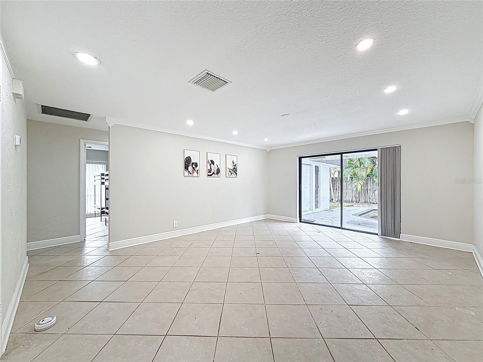 Image 5 of 35 For 10430 51st Street