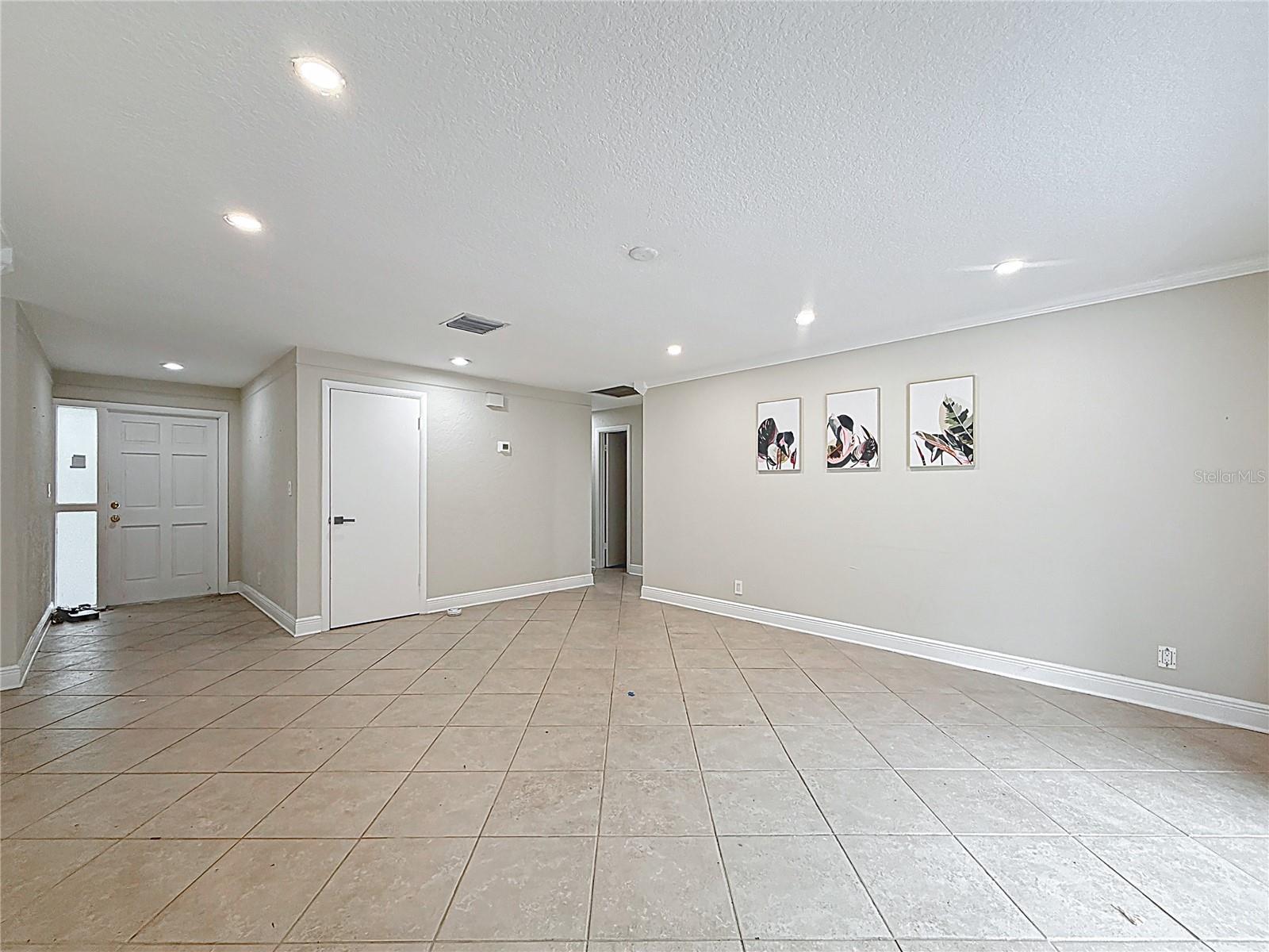 Image 8 of 35 For 10430 51st Street