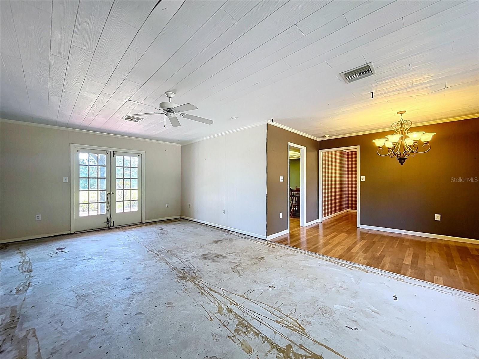 Image 35 of 44 For 2171 Sophia Place S
