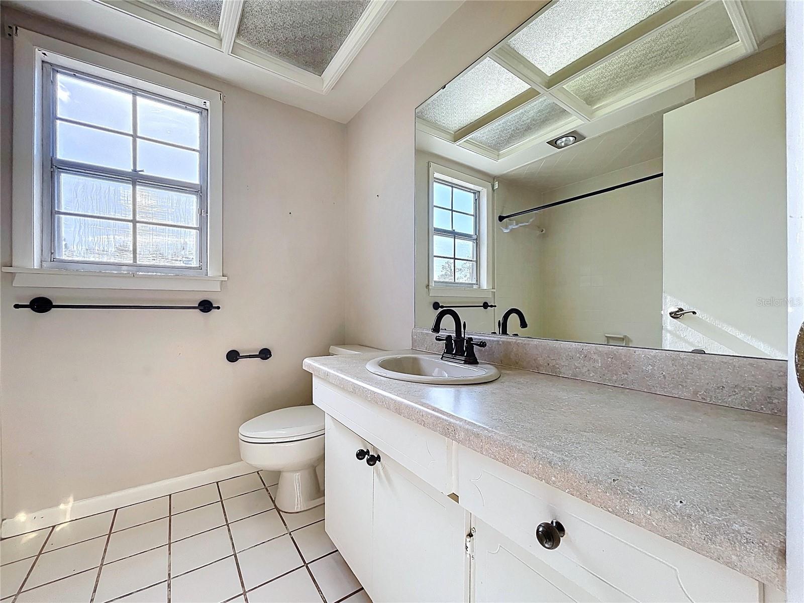 Image 39 of 44 For 2171 Sophia Place S