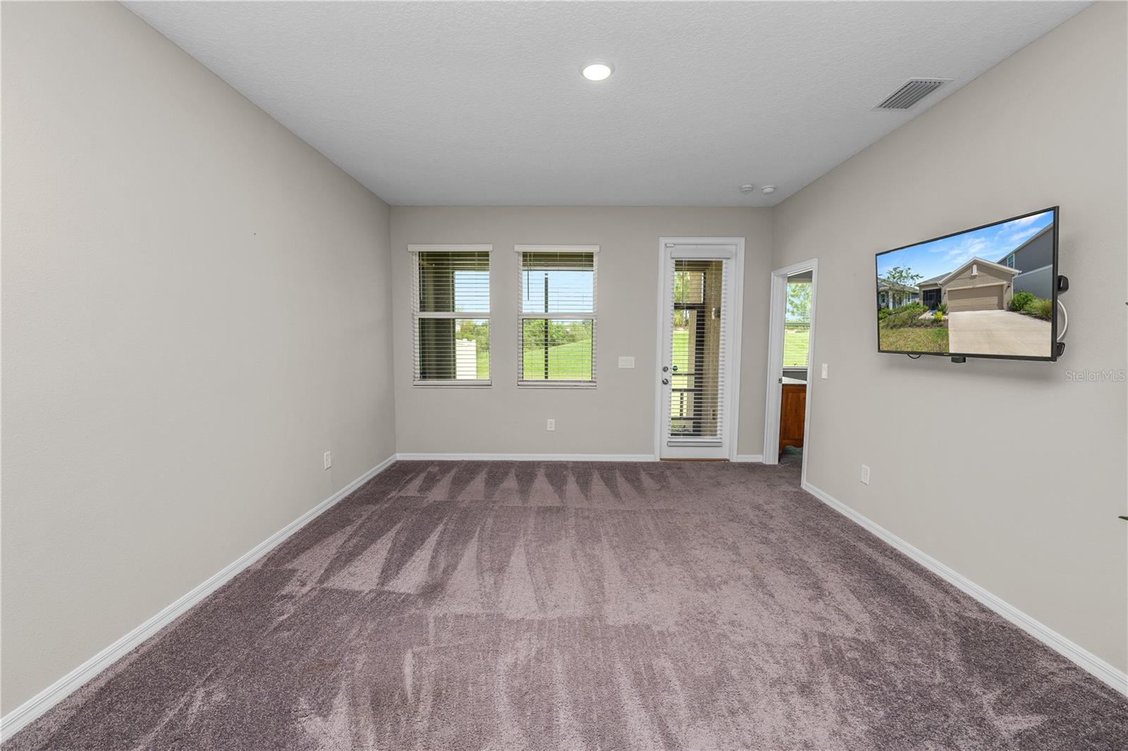 Image 16 of 31 For 6577 Great Bear Drive