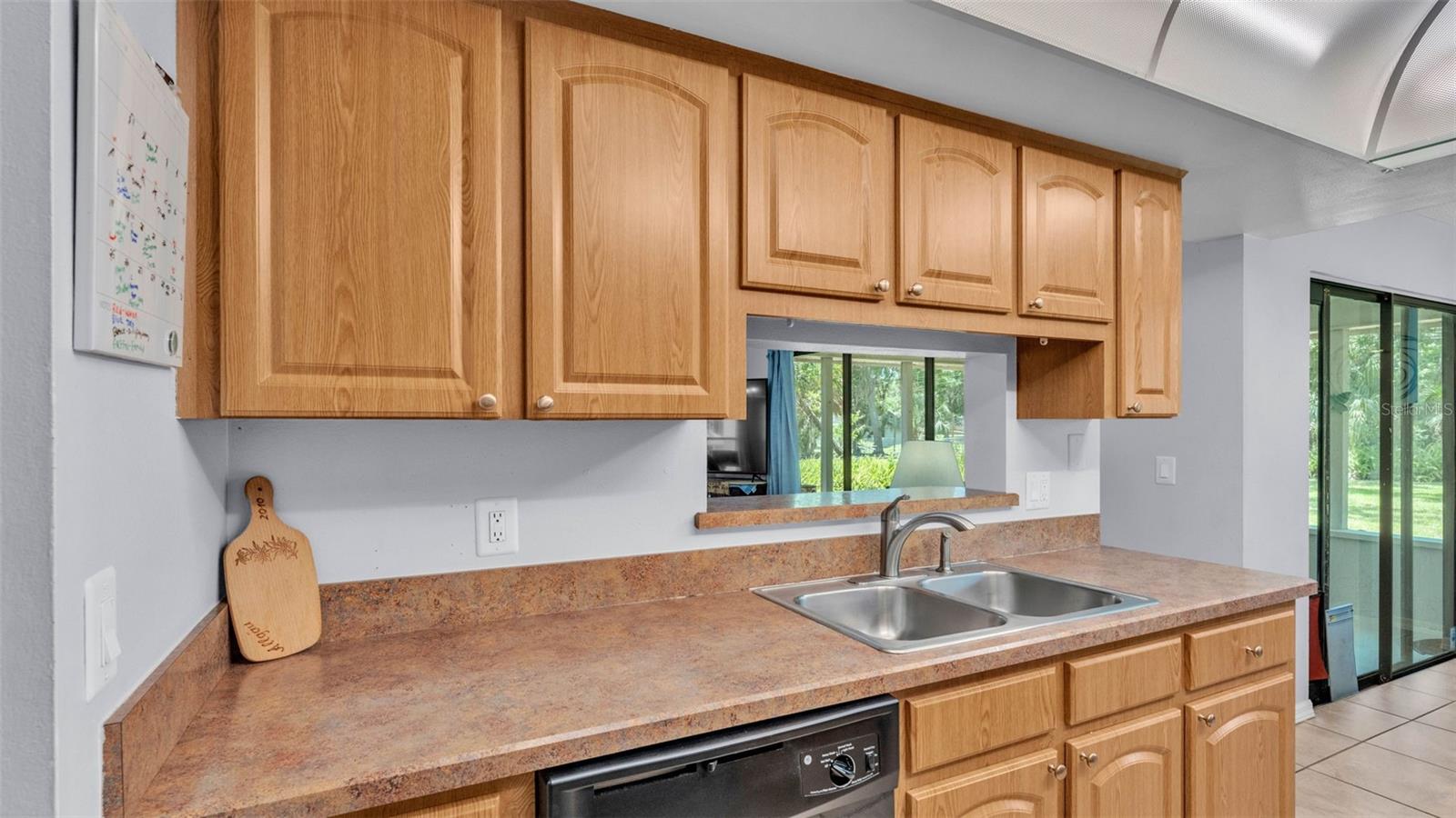Image 16 of 42 For 6735 Forestwood Drive W