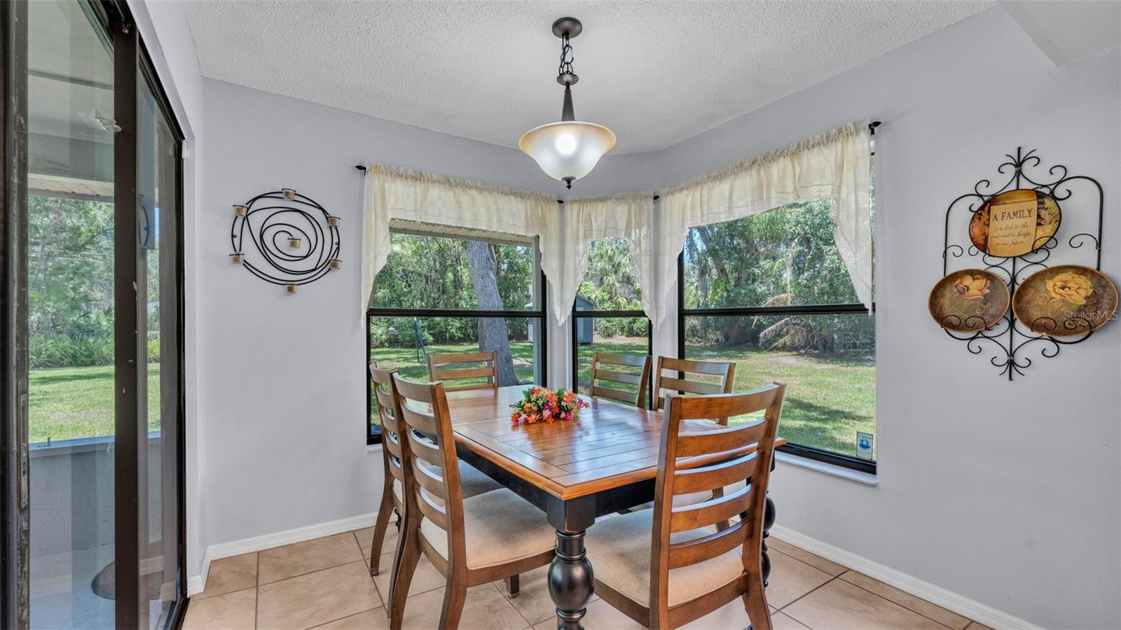 Image 17 of 42 For 6735 Forestwood Drive W