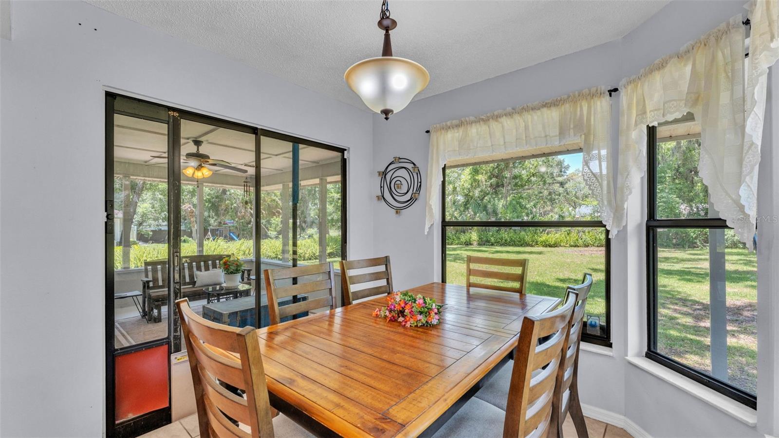 Image 18 of 42 For 6735 Forestwood Drive W