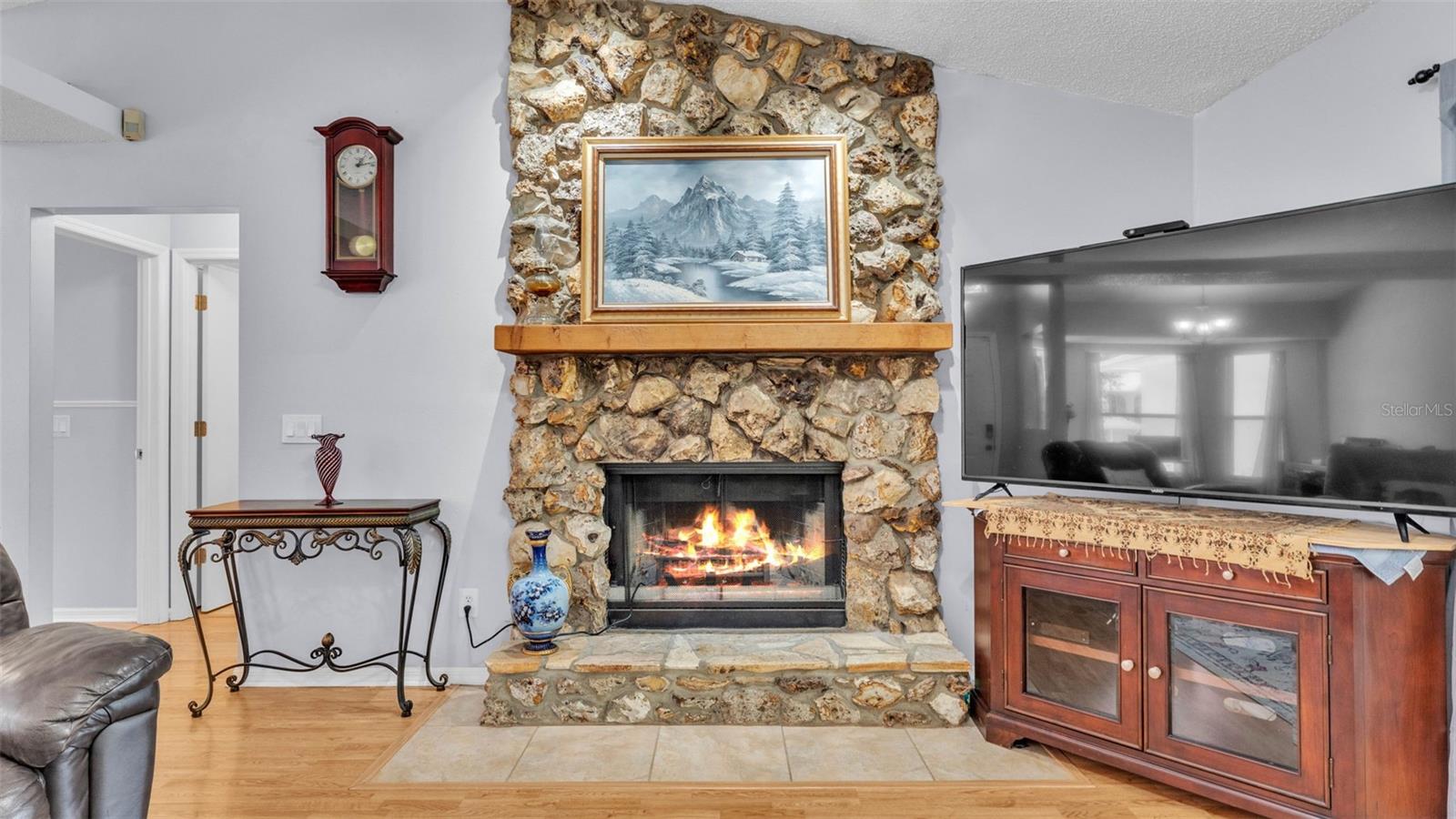 Image 9 of 42 For 6735 Forestwood Drive W