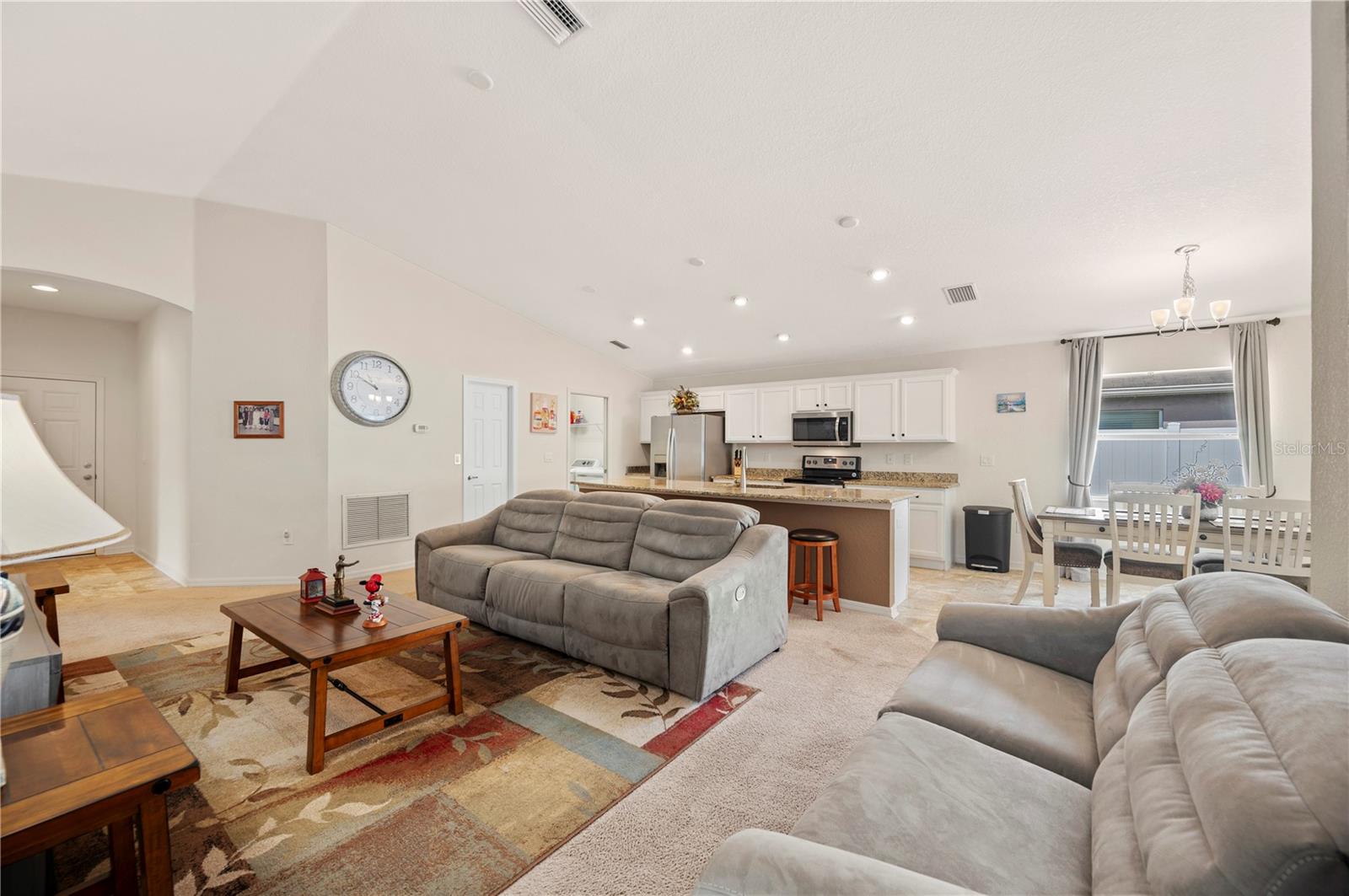 Image 12 of 35 For 727 Vineyard Reserve Court