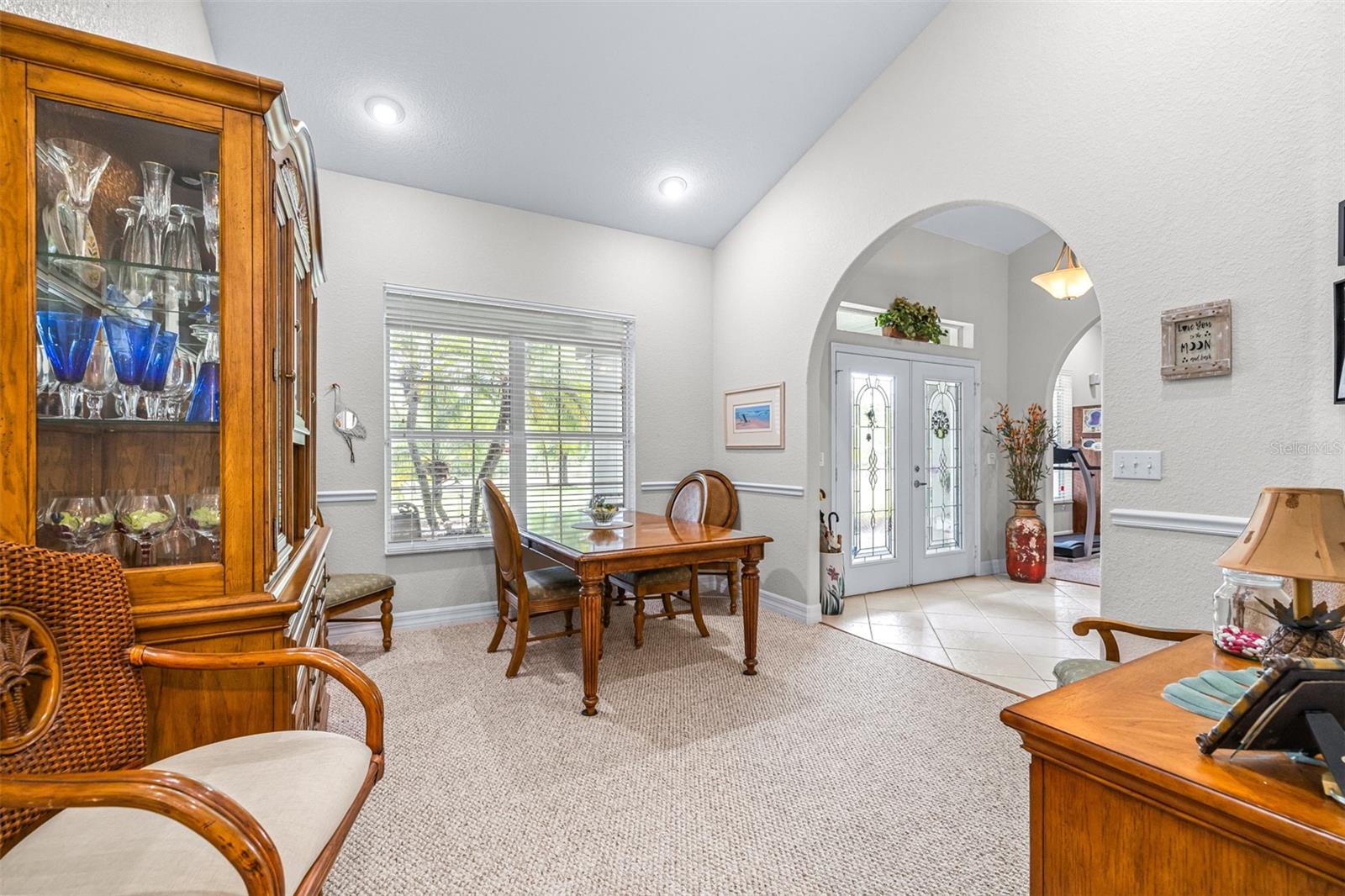 Image 18 of 74 For 4540 Park Avenue