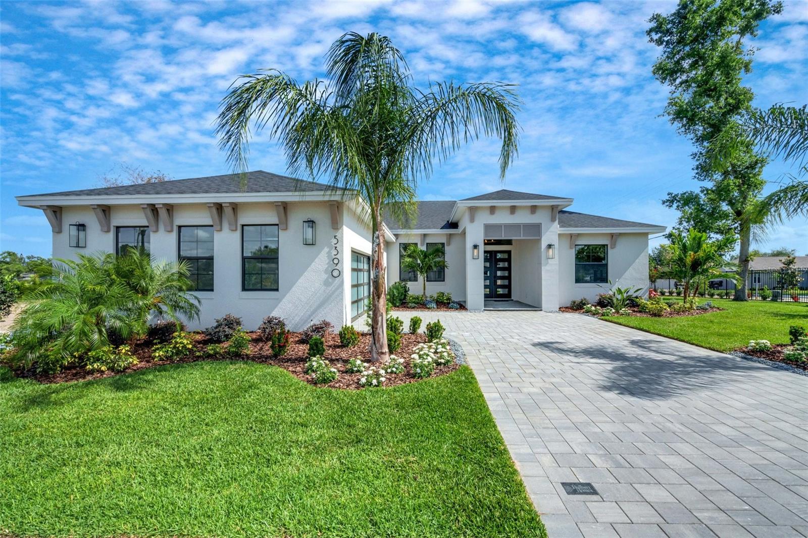Details for 5390 Clubhouse Hills Lane, LAKELAND, FL 33812