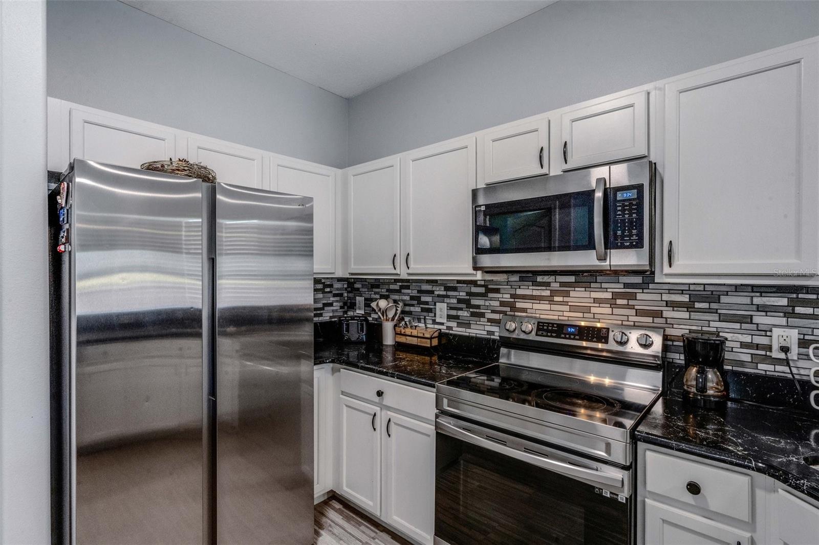 Image 10 of 36 For 4078 Winding Vine Drive