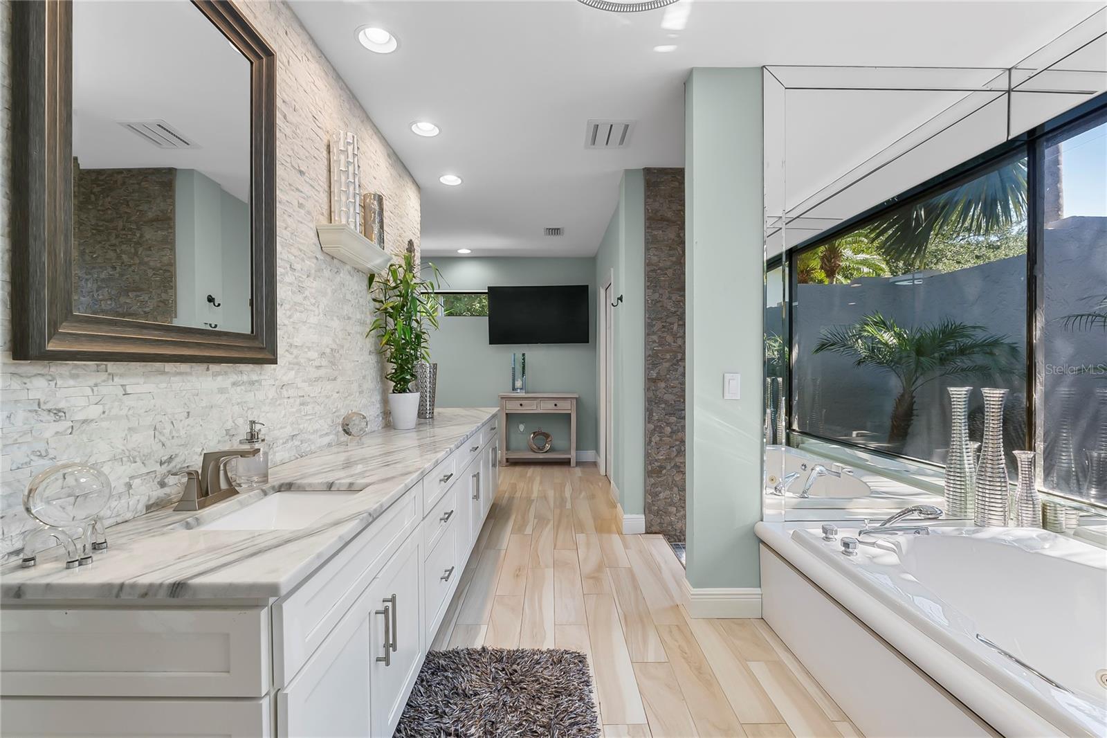 Image 36 of 60 For 7313 Crape Myrtle Way