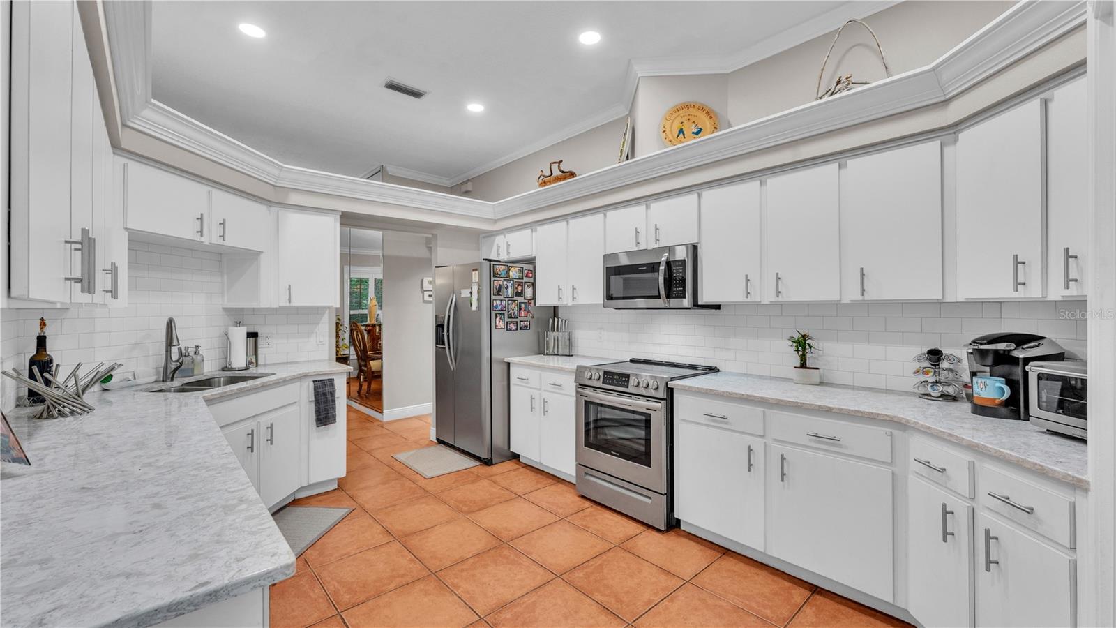 Image 10 of 56 For 146 Woodside Drive