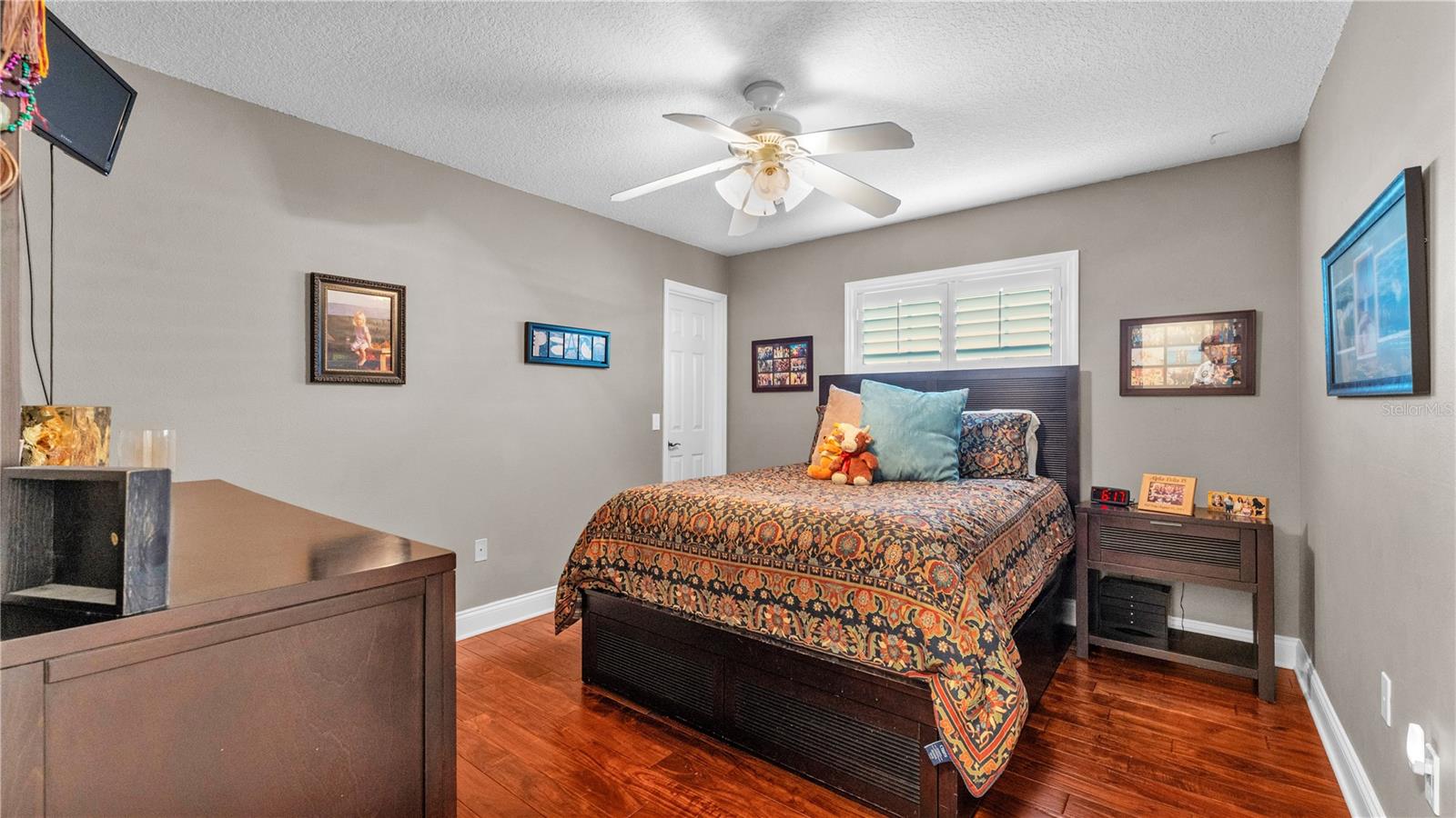 Image 30 of 56 For 146 Woodside Drive