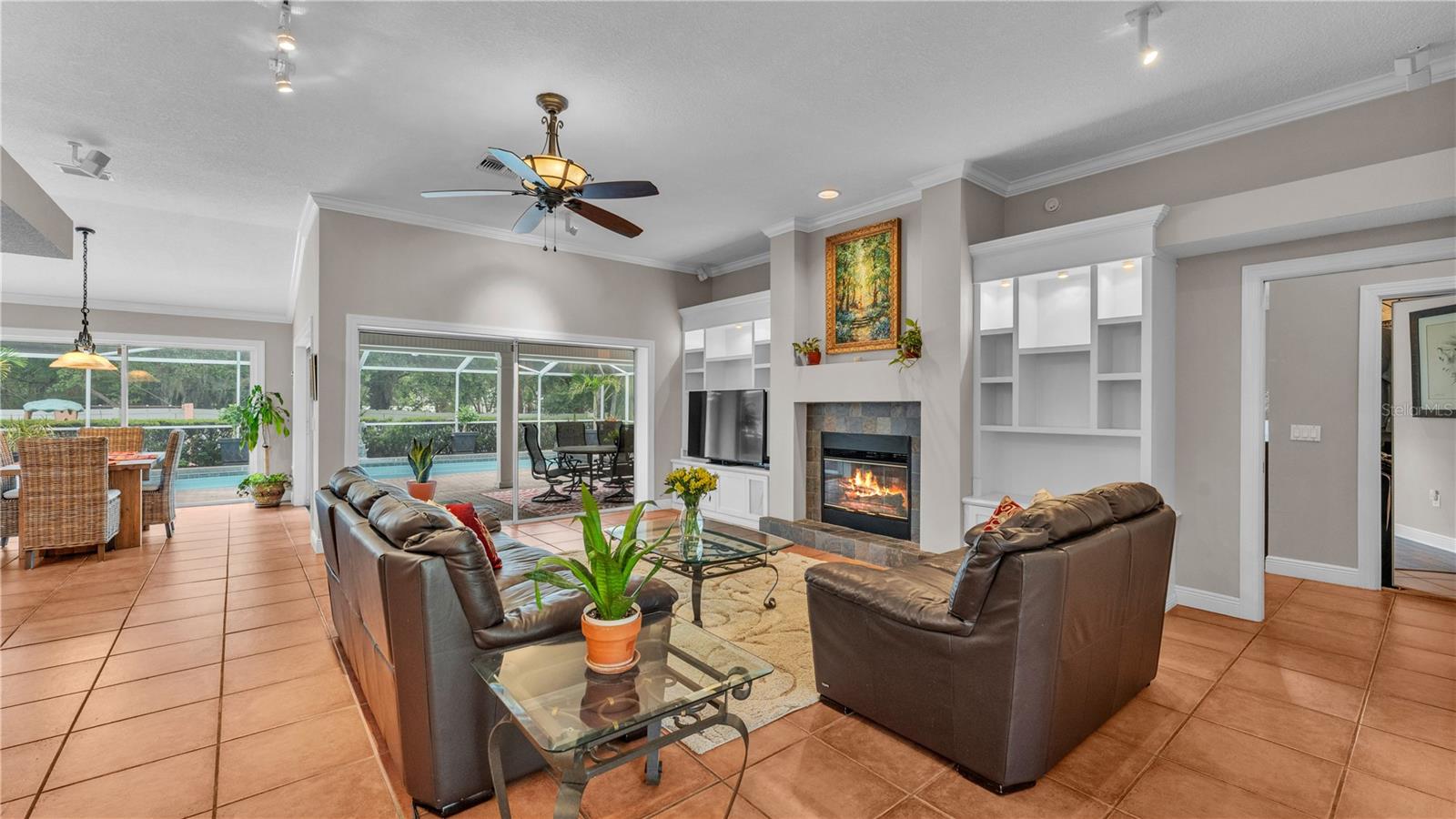 Image 7 of 56 For 146 Woodside Drive