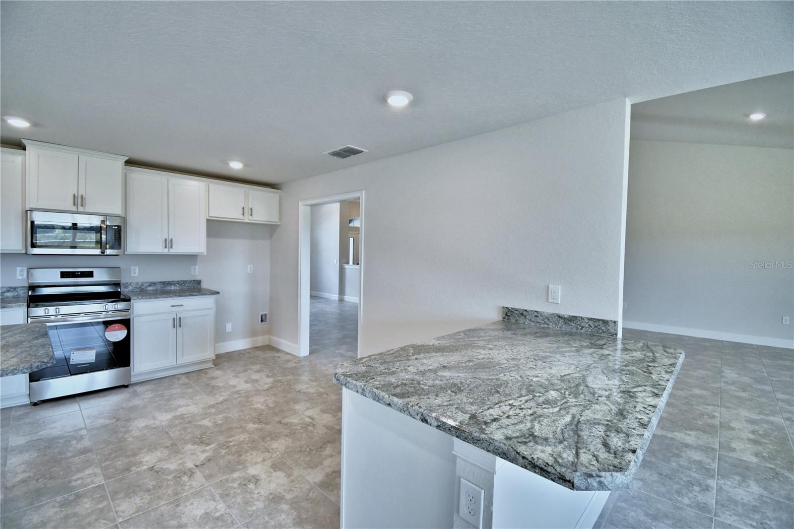 Image 17 of 69 For 4023 Tullamore Lane