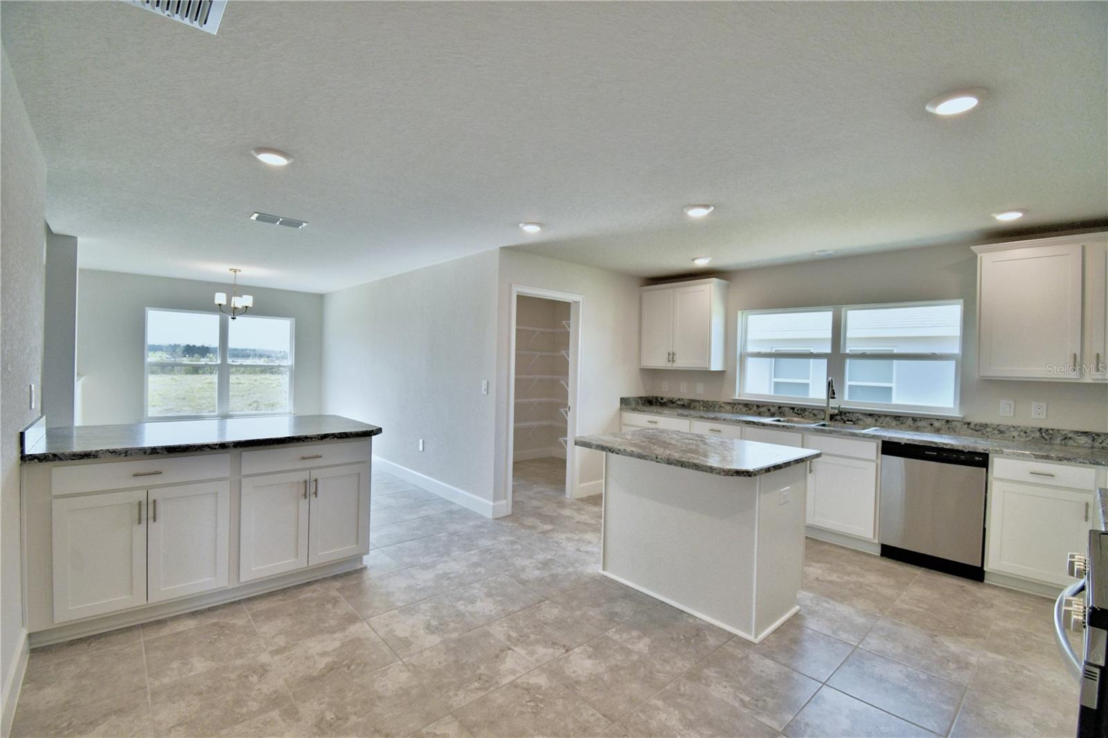 Image 19 of 69 For 4023 Tullamore Lane