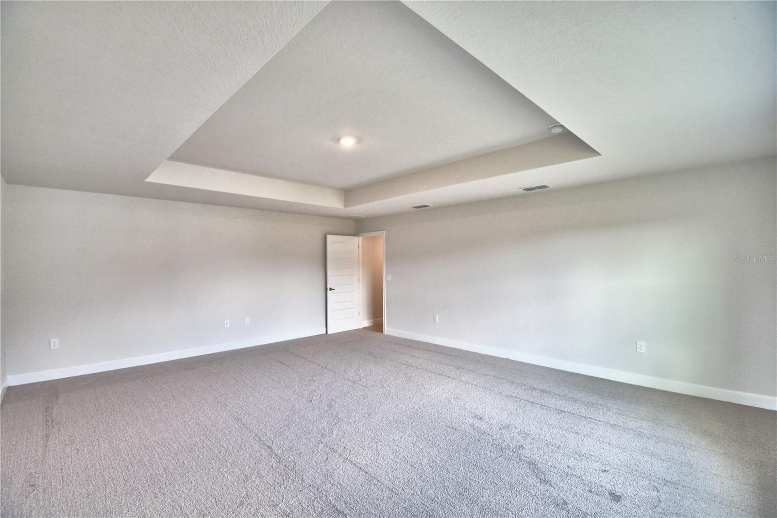 Image 31 of 69 For 4023 Tullamore Lane
