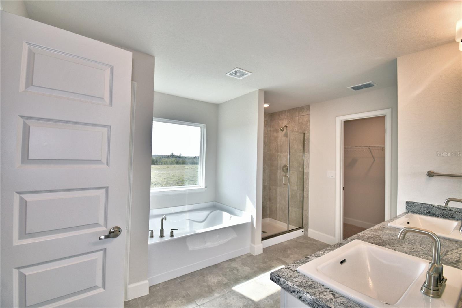 Image 33 of 69 For 4023 Tullamore Lane