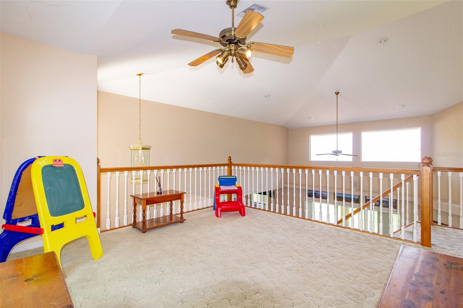 Image 22 of 73 For 254 Lake Tennessee Drive