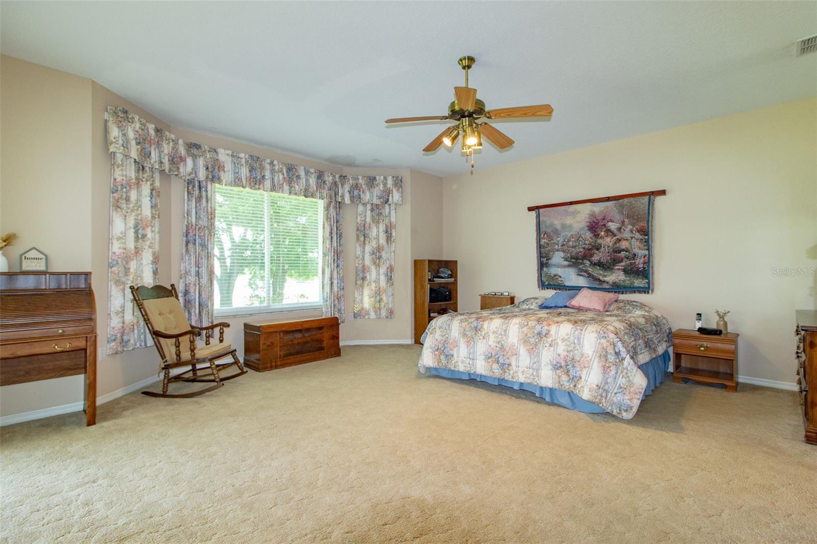Image 35 of 73 For 254 Lake Tennessee Drive