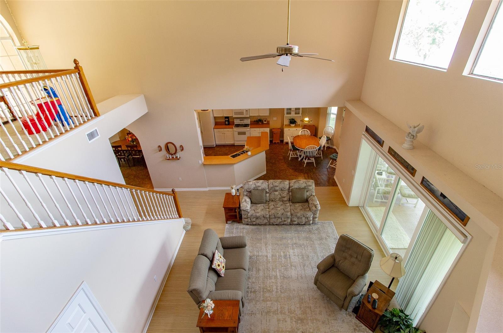 Image 9 of 73 For 254 Lake Tennessee Drive