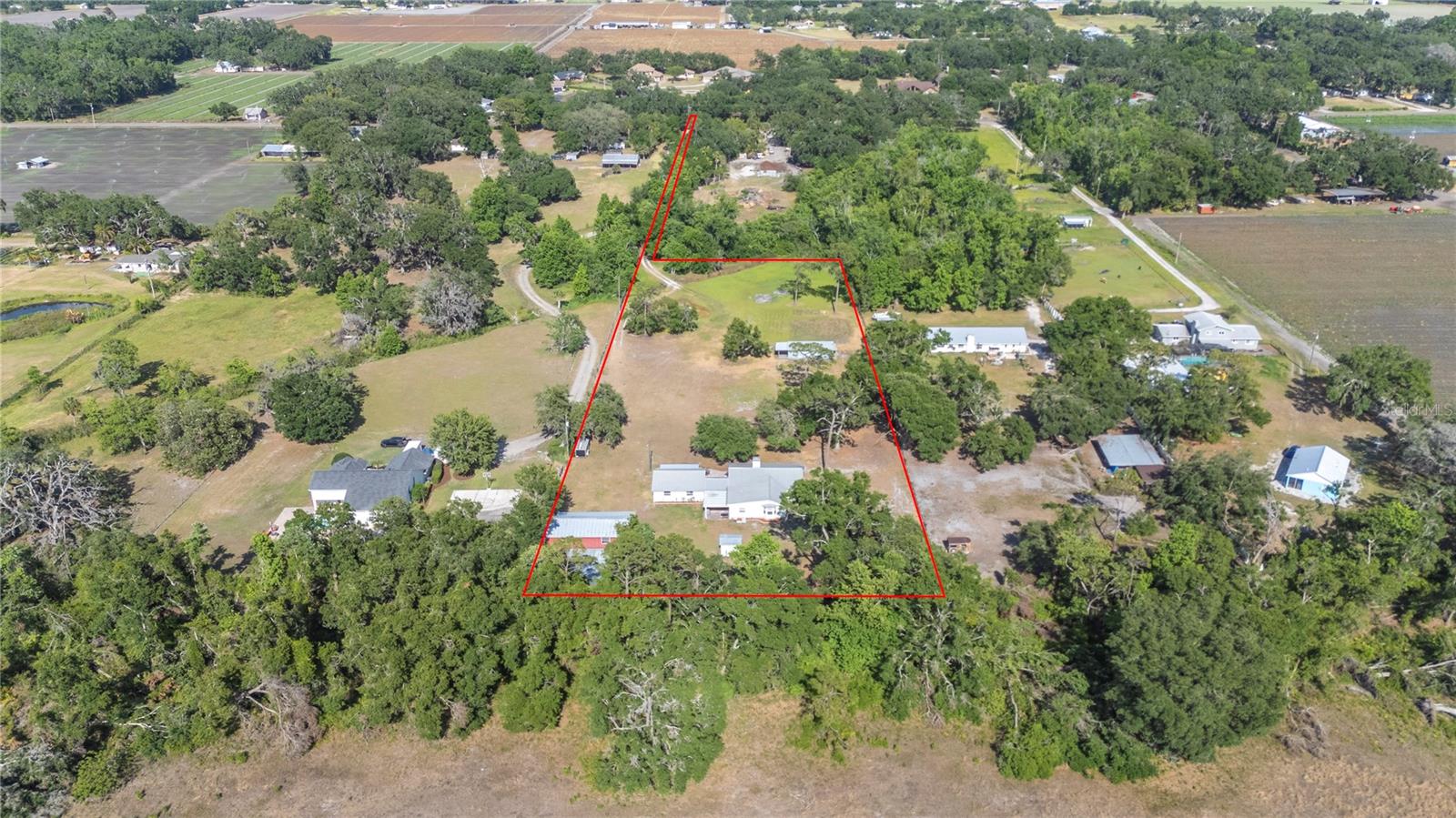 Listing photo id 1 for 4020 Mcintosh Road