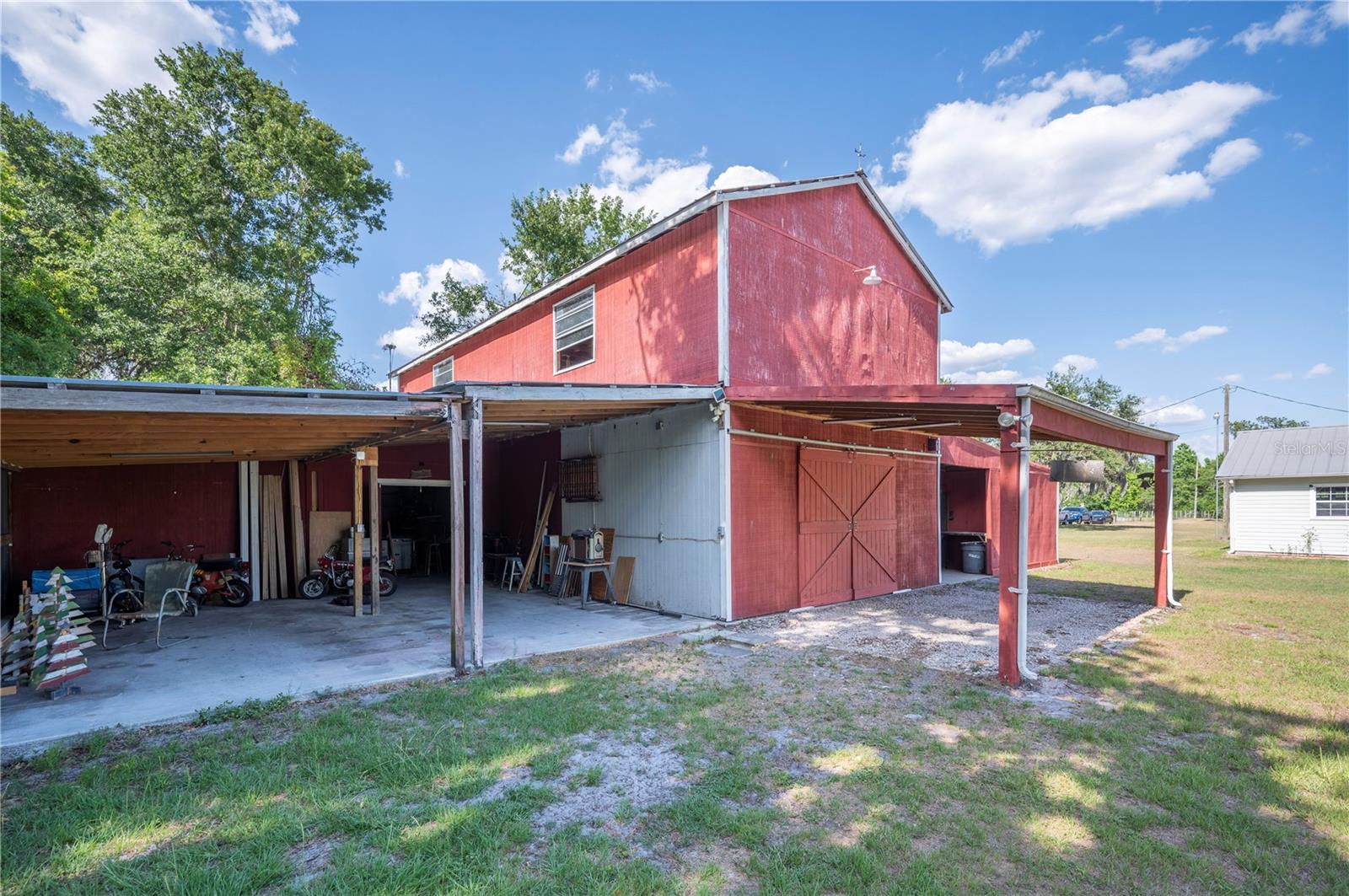 Listing photo id 34 for 4020 Mcintosh Road