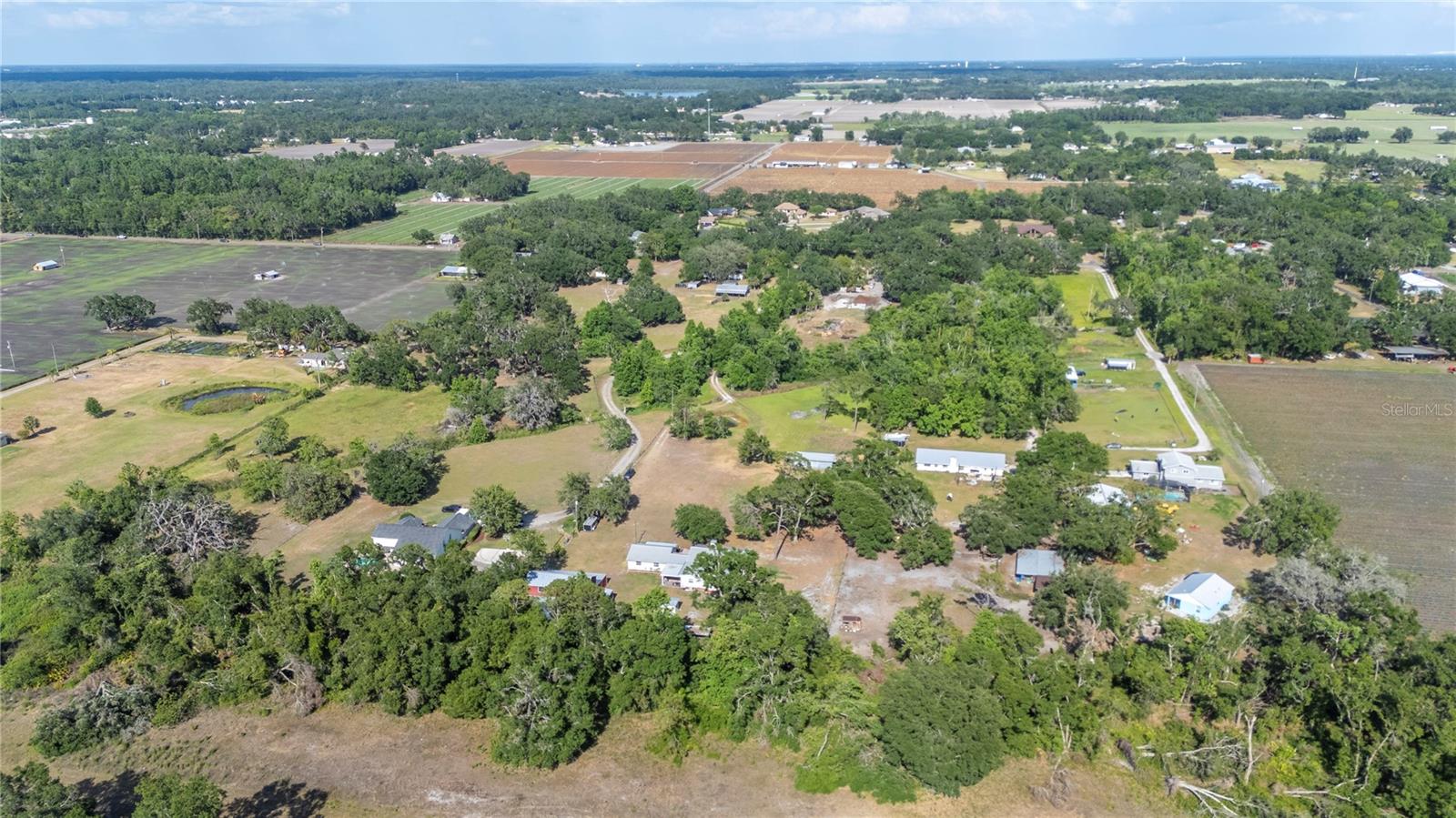 Listing photo id 46 for 4020 Mcintosh Road