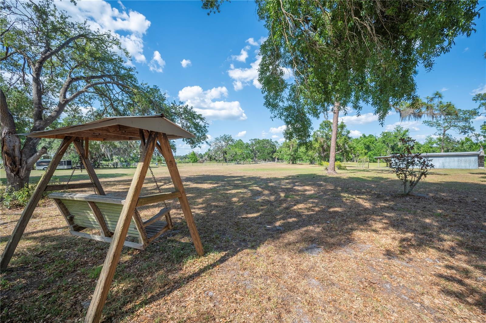 Listing photo id 60 for 4020 Mcintosh Road