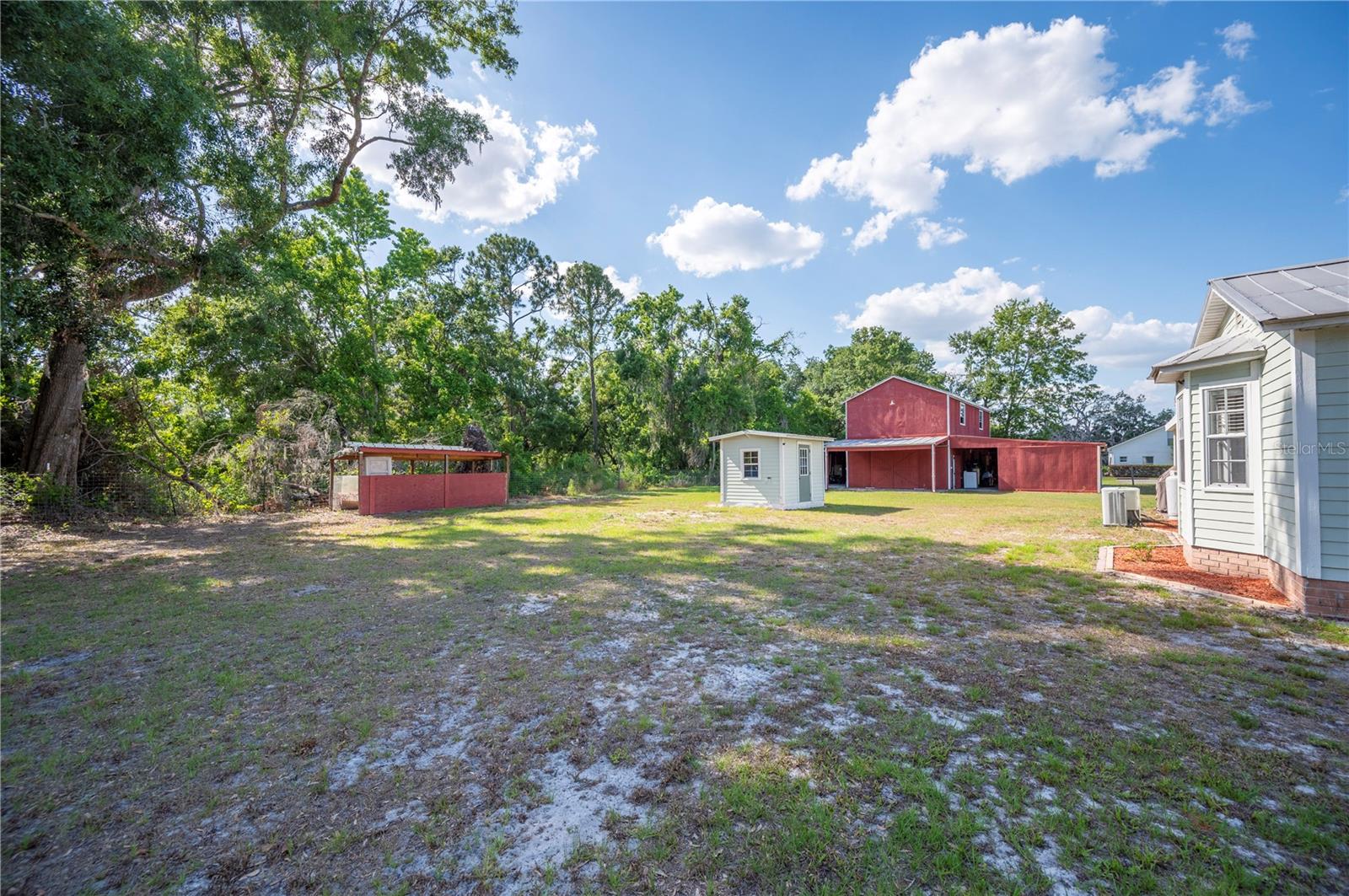 Listing photo id 67 for 4020 Mcintosh Road