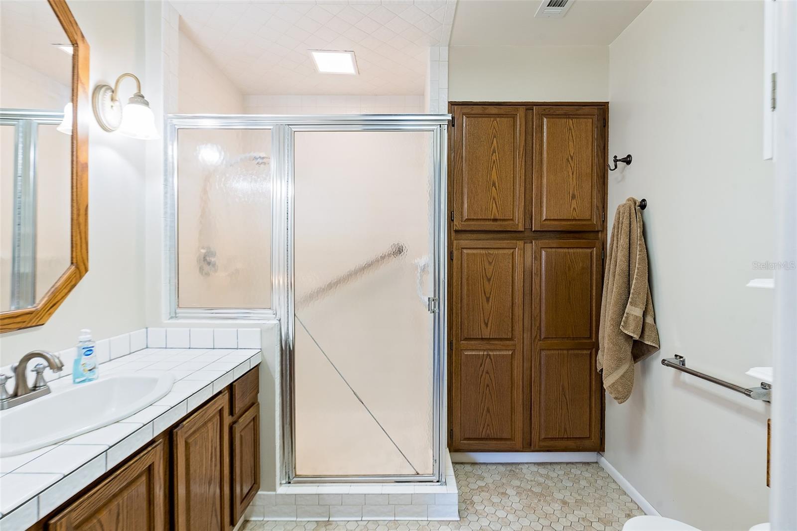 Image 20 of 48 For 7721 Forest Way