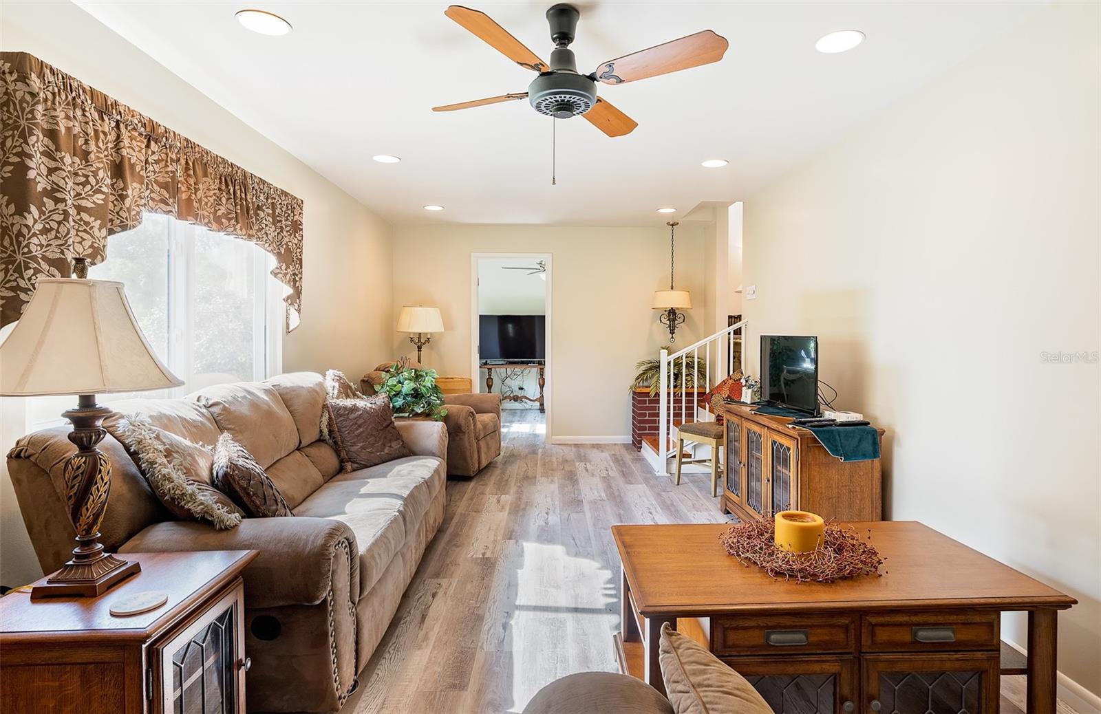 Image 31 of 48 For 7721 Forest Way