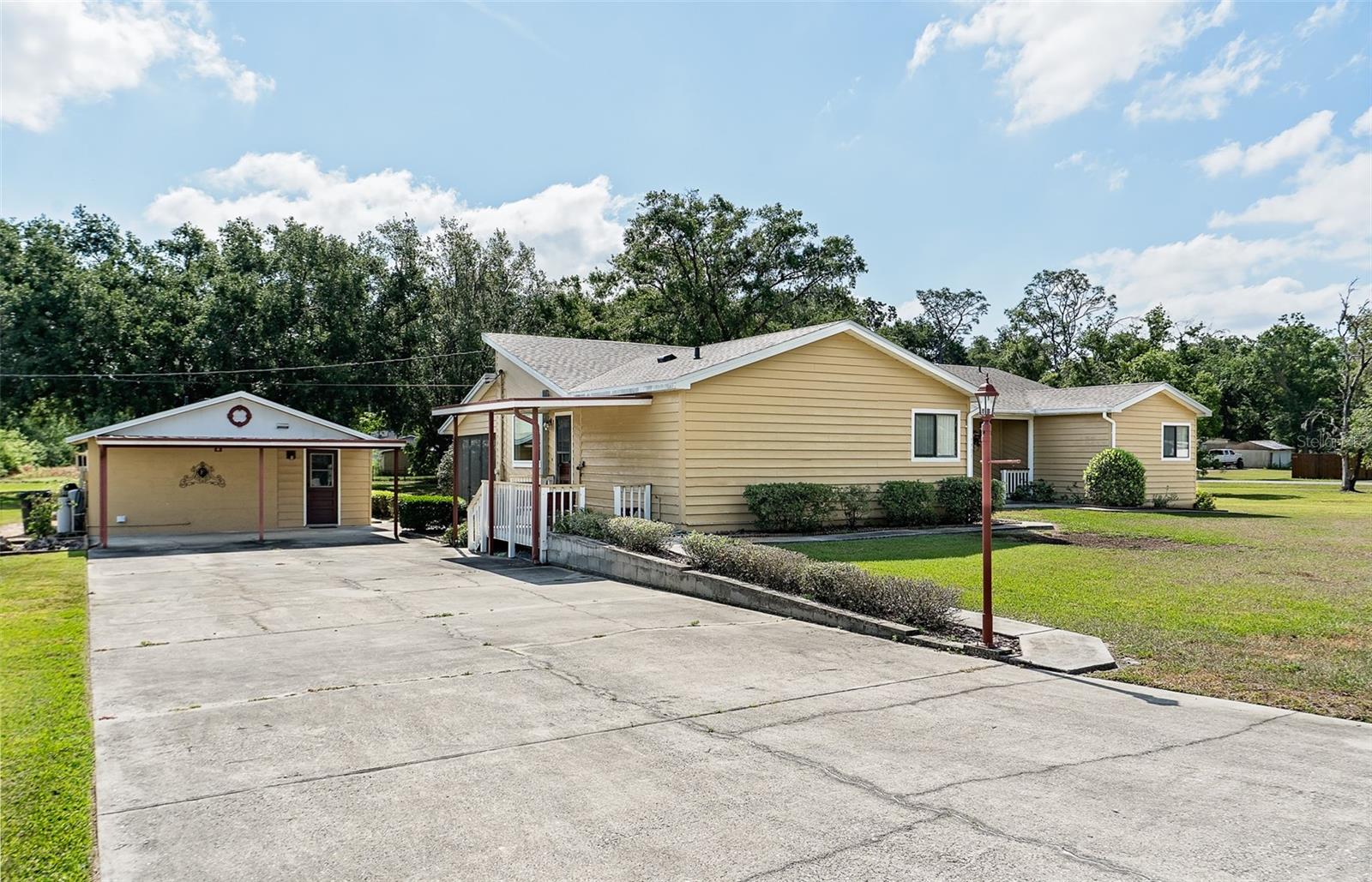 Image 42 of 48 For 7721 Forest Way