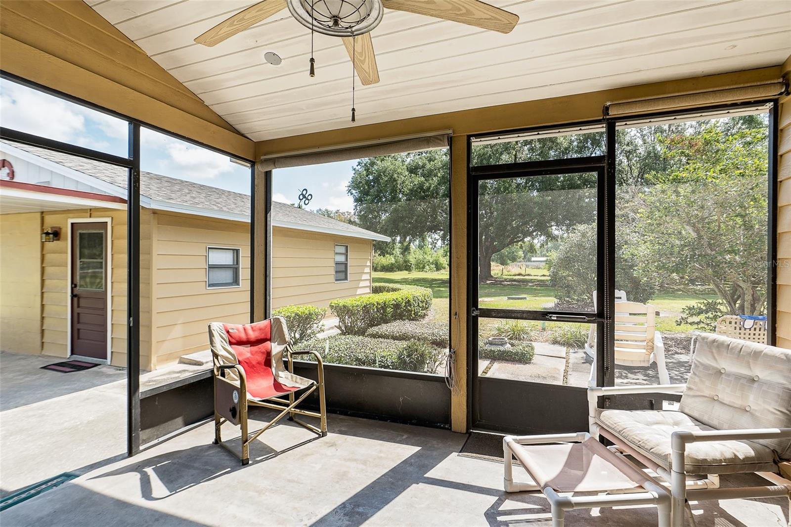 Image 47 of 48 For 7721 Forest Way