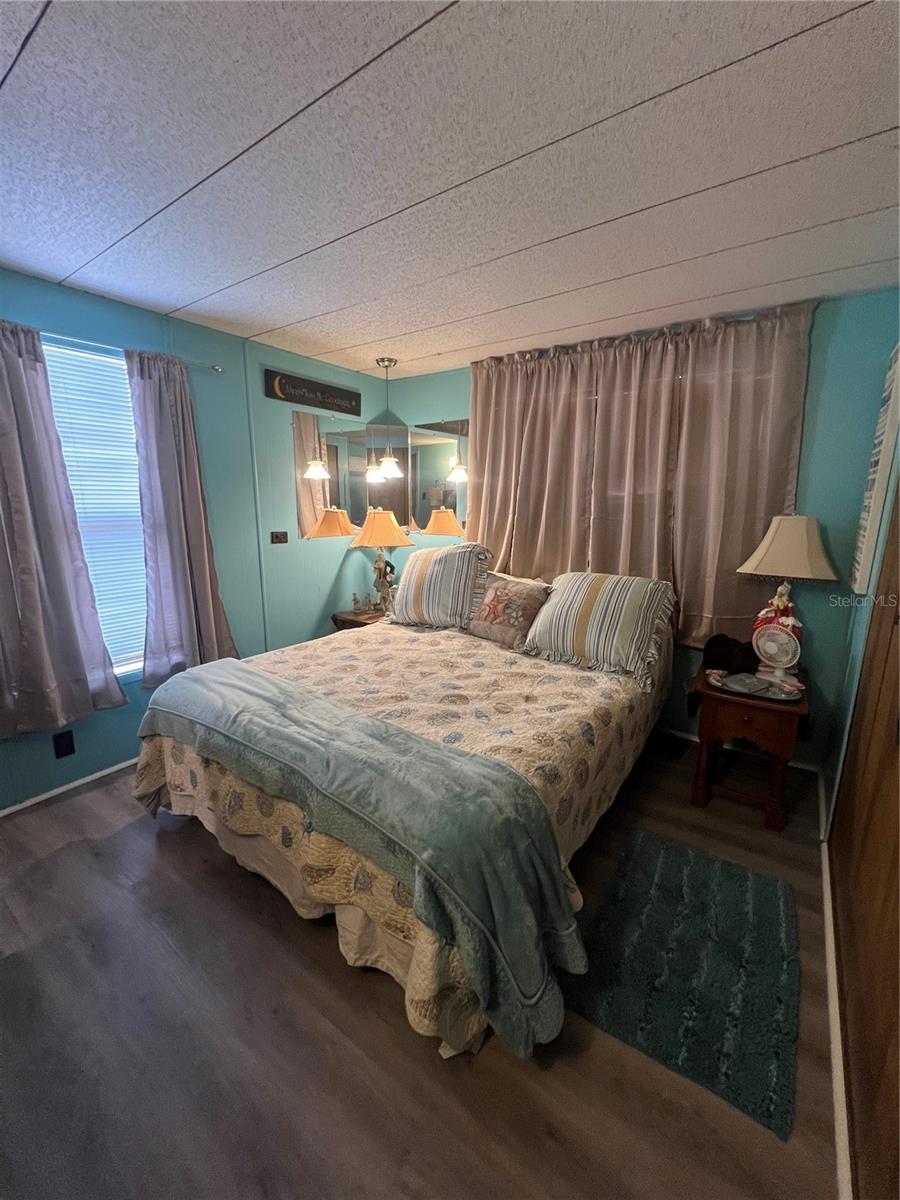 Listing photo id 24 for 1005 Whitehurst Road 92