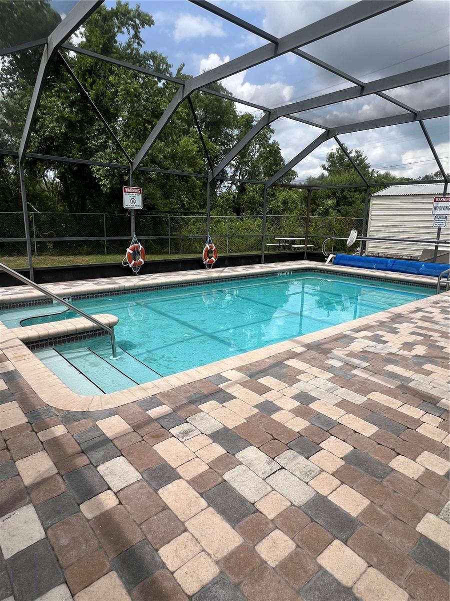Listing photo id 26 for 1005 Whitehurst Road 92