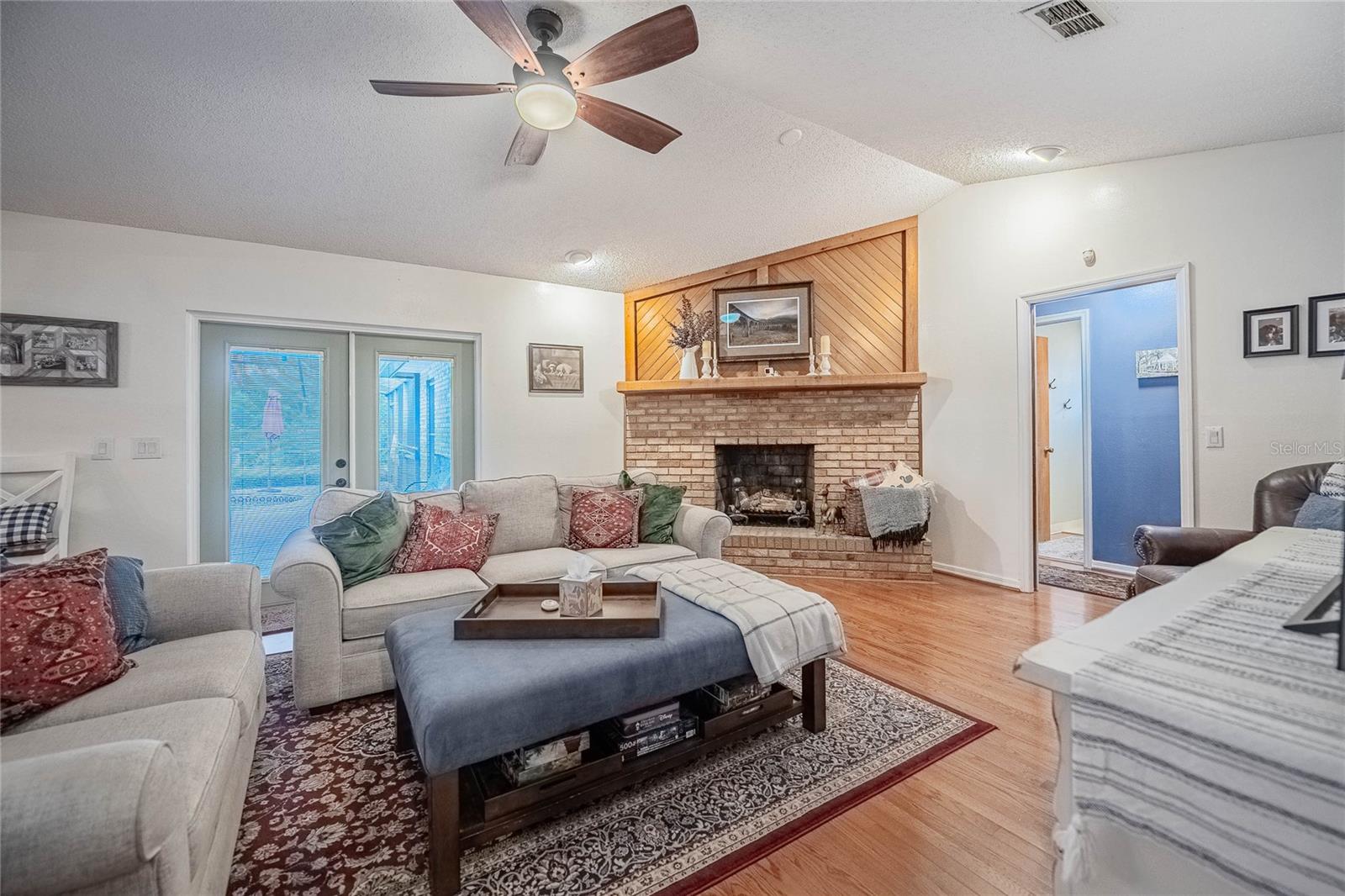 Image 5 of 47 For 4825 Luce Road