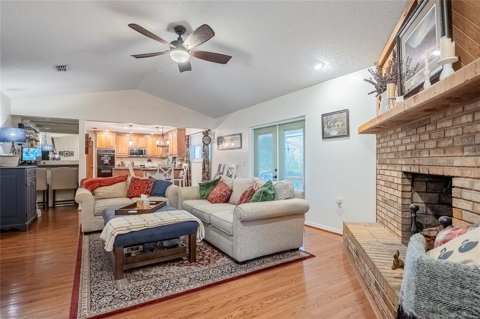 Image 6 of 47 For 4825 Luce Road