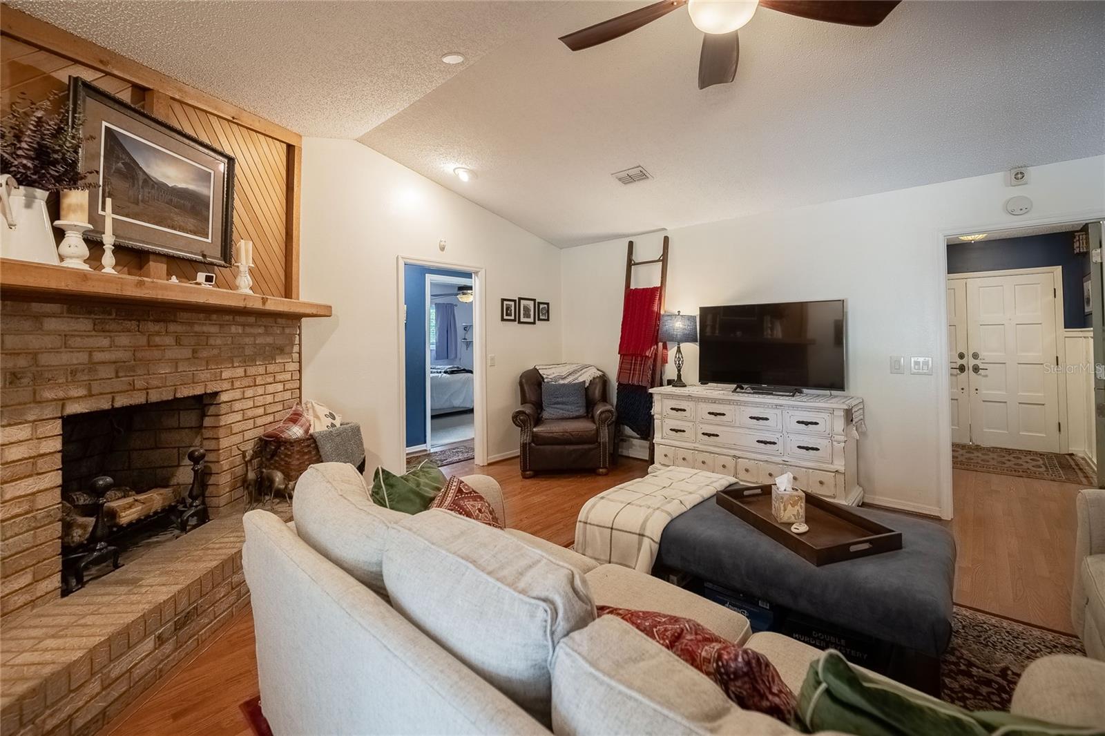 Image 9 of 47 For 4825 Luce Road