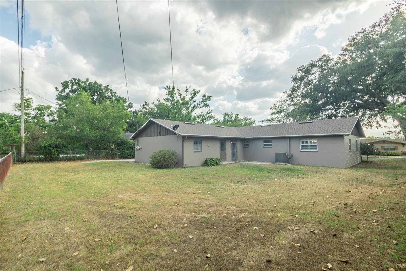 Image 10 of 35 For 4008 Carlisle Road