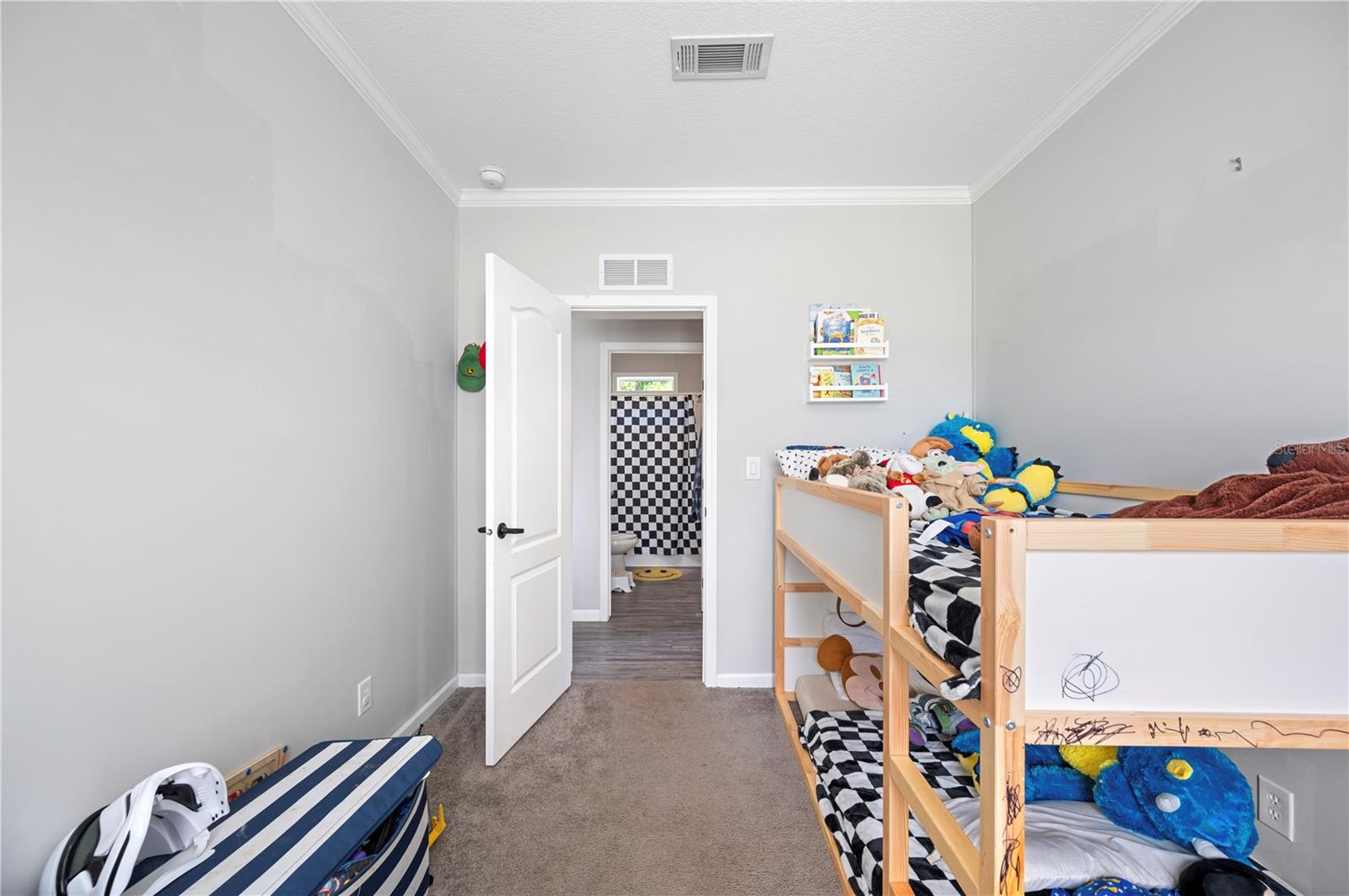Image 16 of 33 For 6433 Mangrove Drive