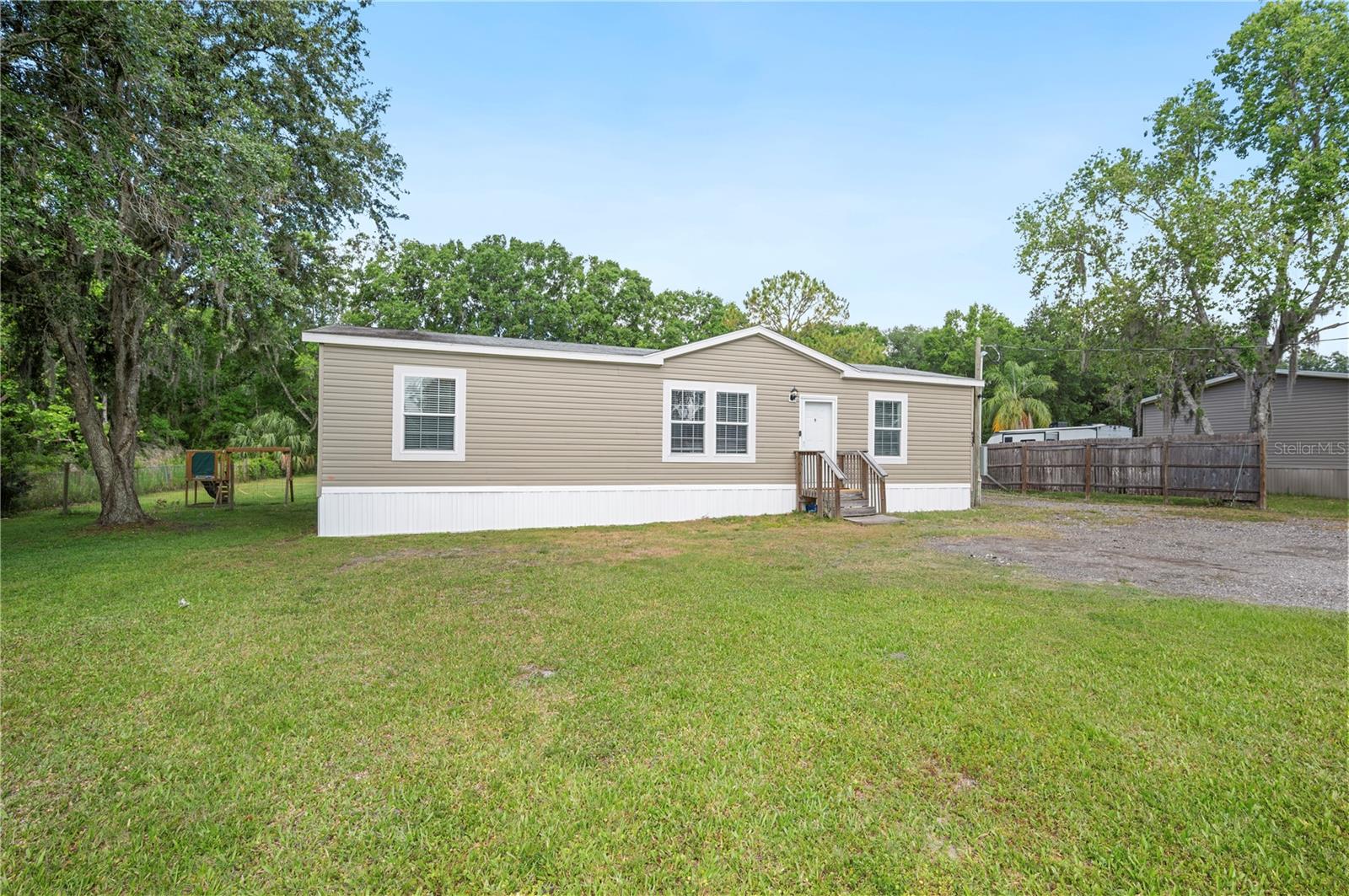 Image 4 of 33 For 6433 Mangrove Drive