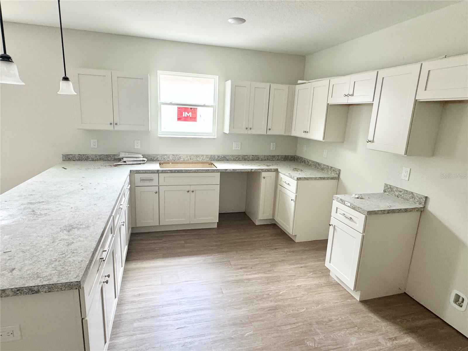 Image 5 of 11 For 625 9th Street