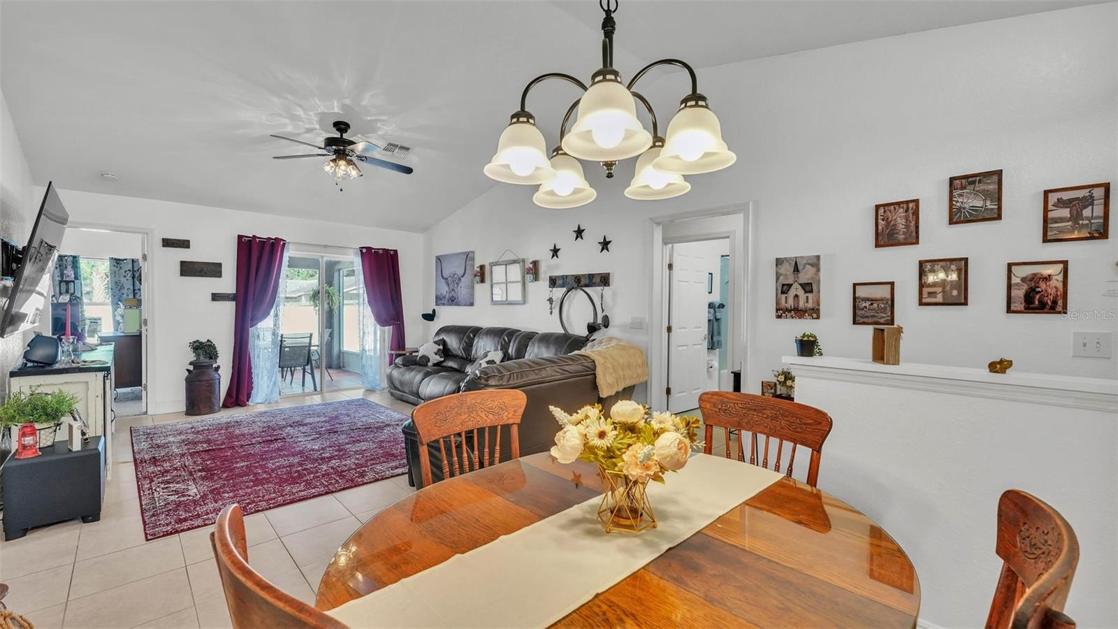 Image 8 of 35 For 242 Kings Pond Avenue Sw