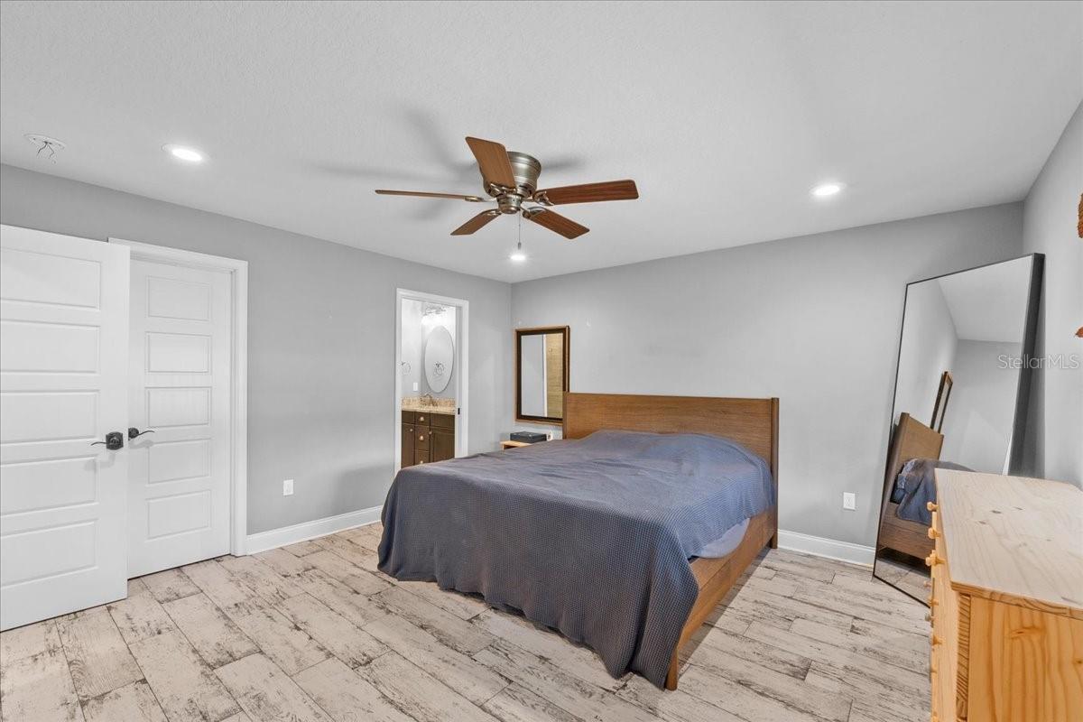 Image 19 of 48 For 511 Hickory Hammock Road