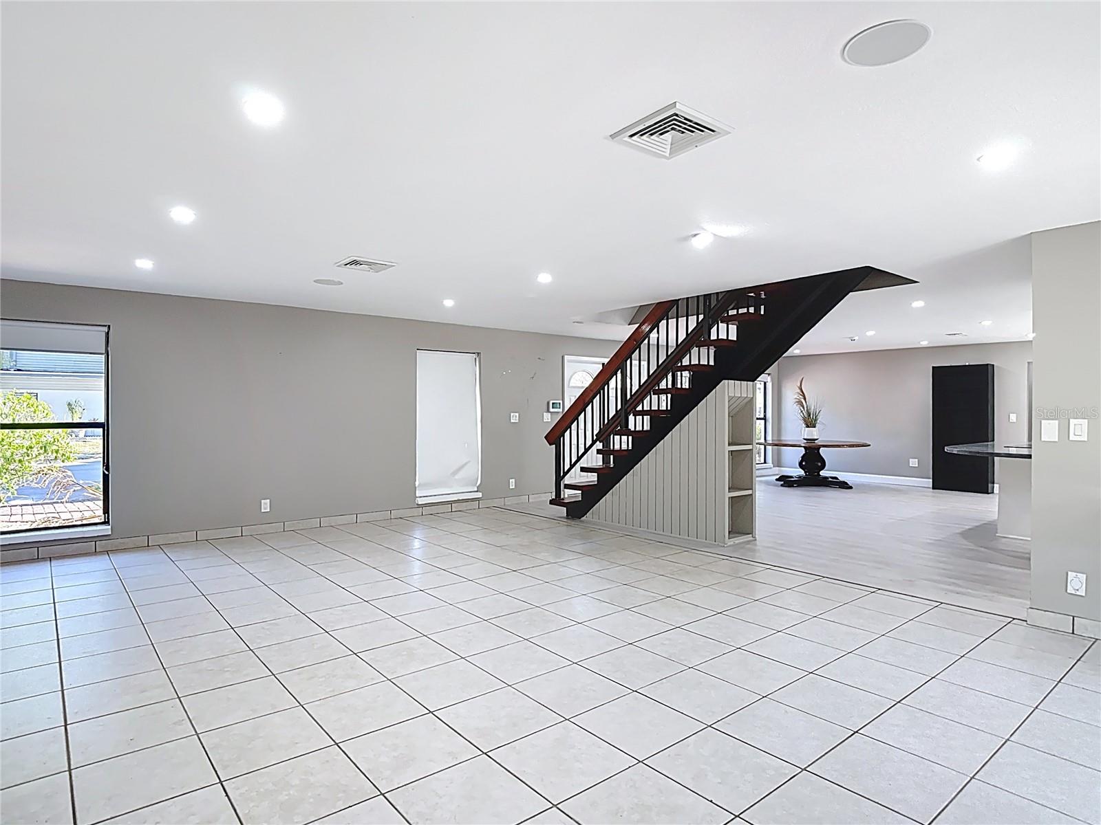 Image 17 of 84 For 10227 53rd Court