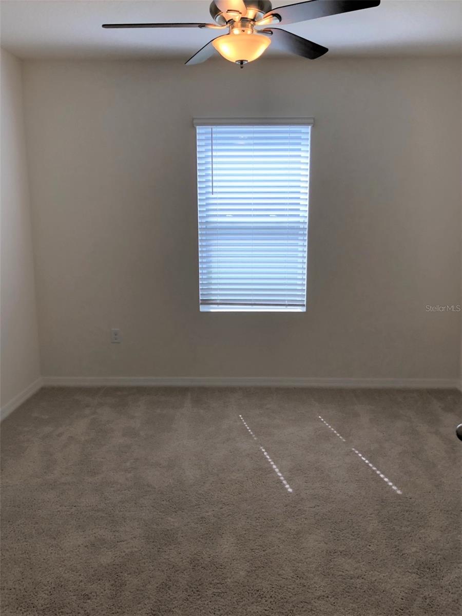 Image 10 of 25 For 194 St. Thomas Drive