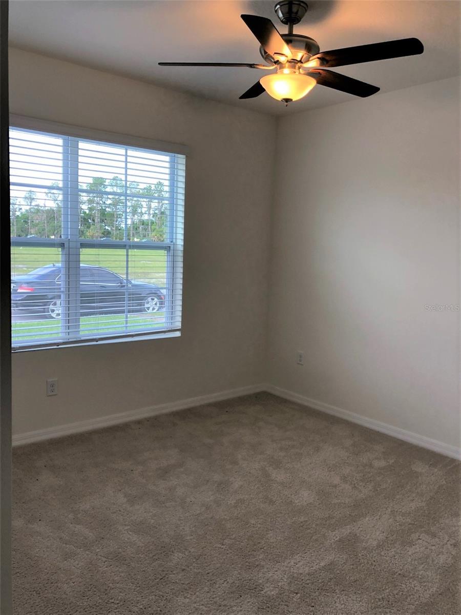 Image 11 of 25 For 194 St. Thomas Drive