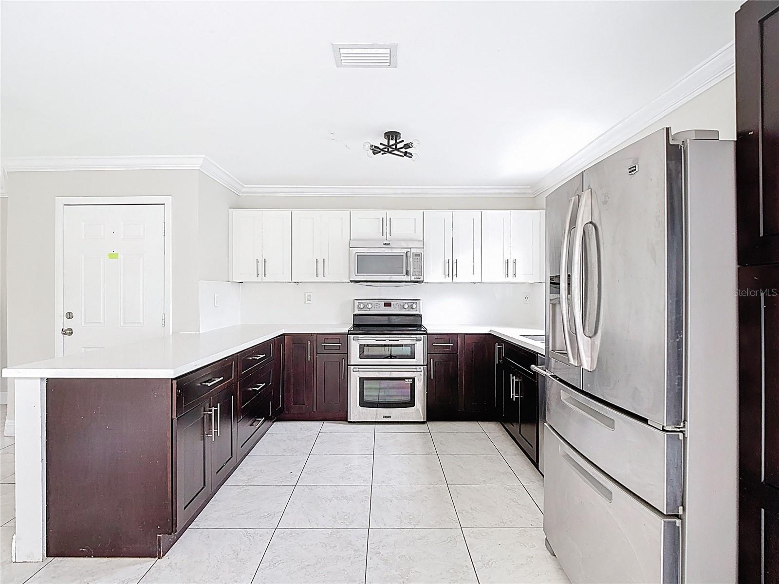 Image 13 of 51 For 10764 Lenox Road