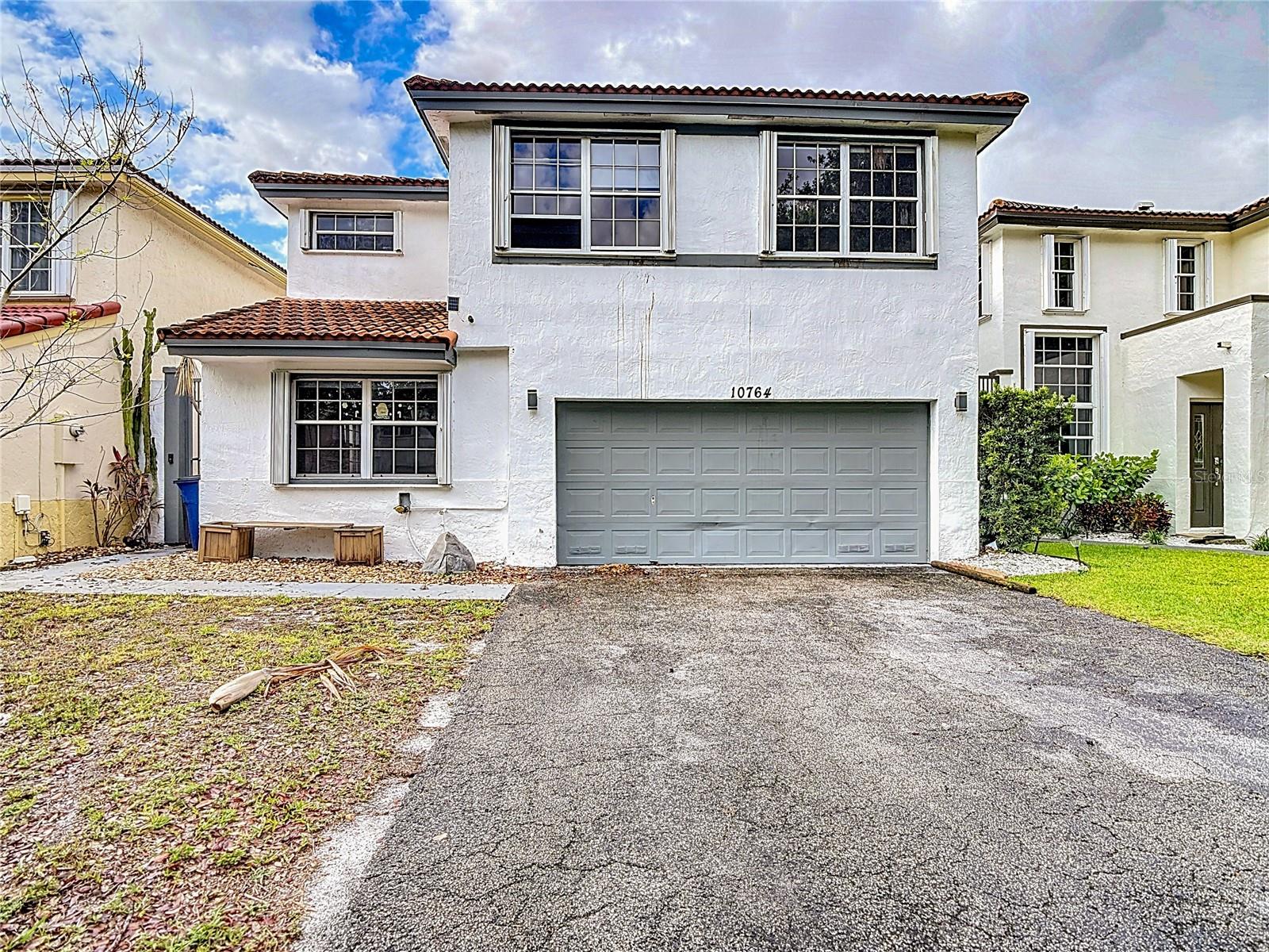 Image 2 of 51 For 10764 Lenox Road