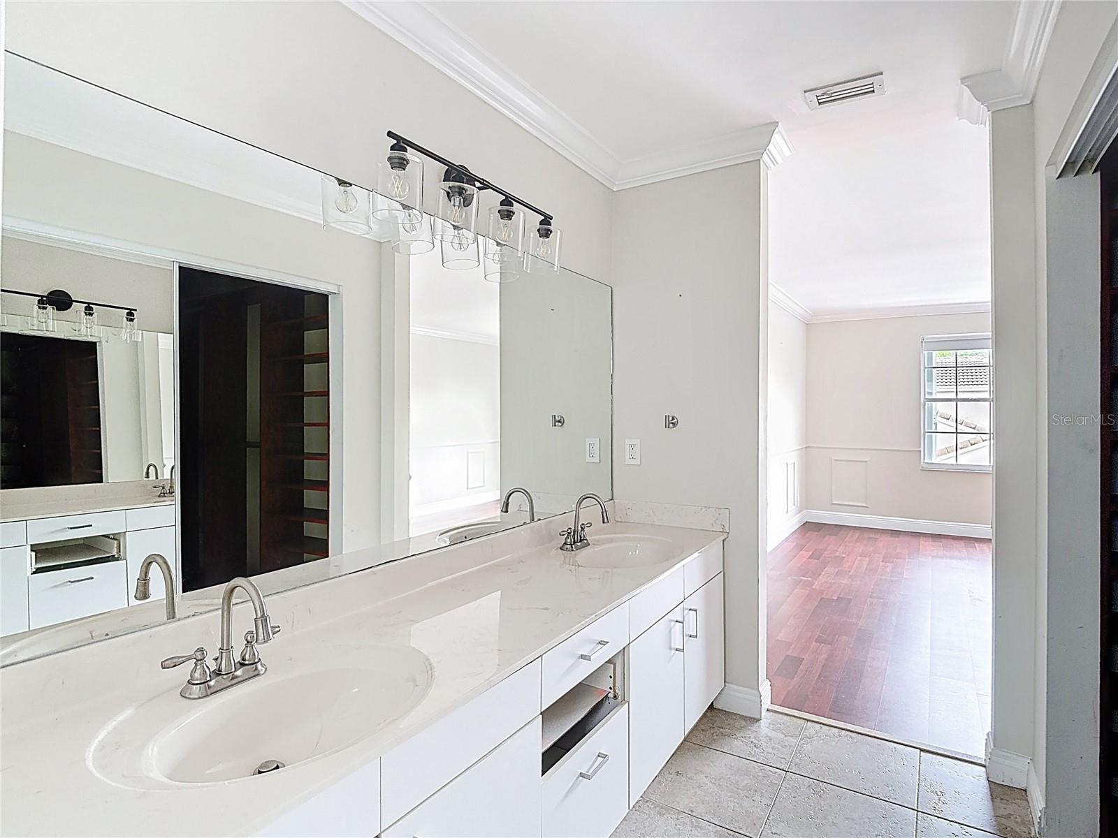 Image 30 of 51 For 10764 Lenox Road